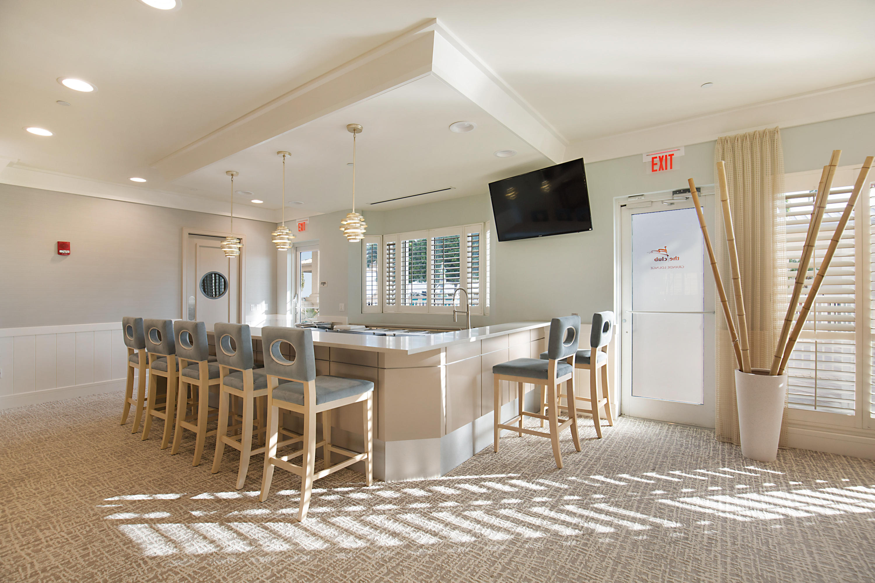 2650 Lake Shore Drive 1503