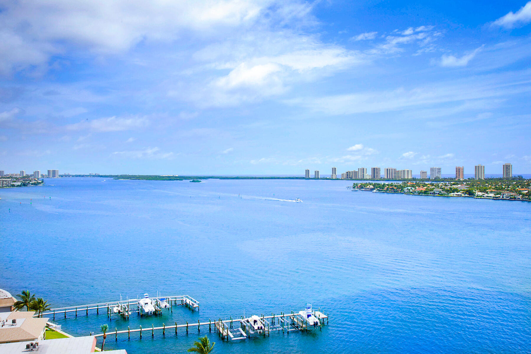 2650 Lake Shore Drive 1503