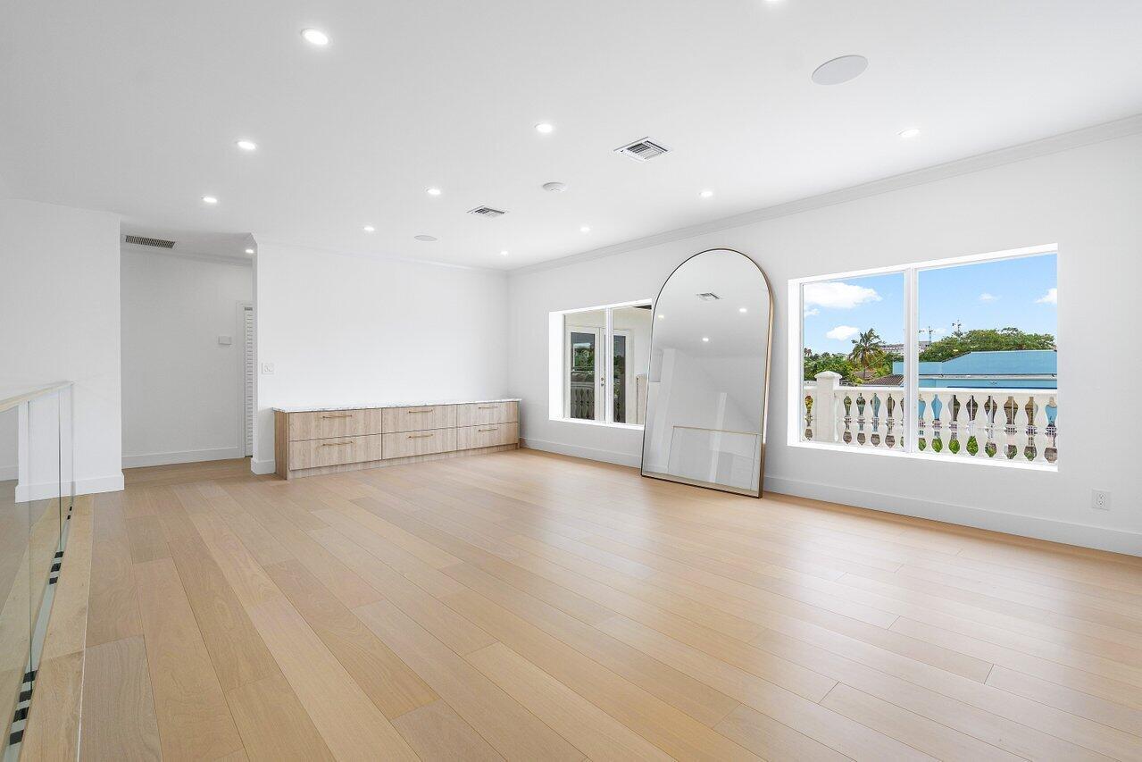 1366 SW 4th Court