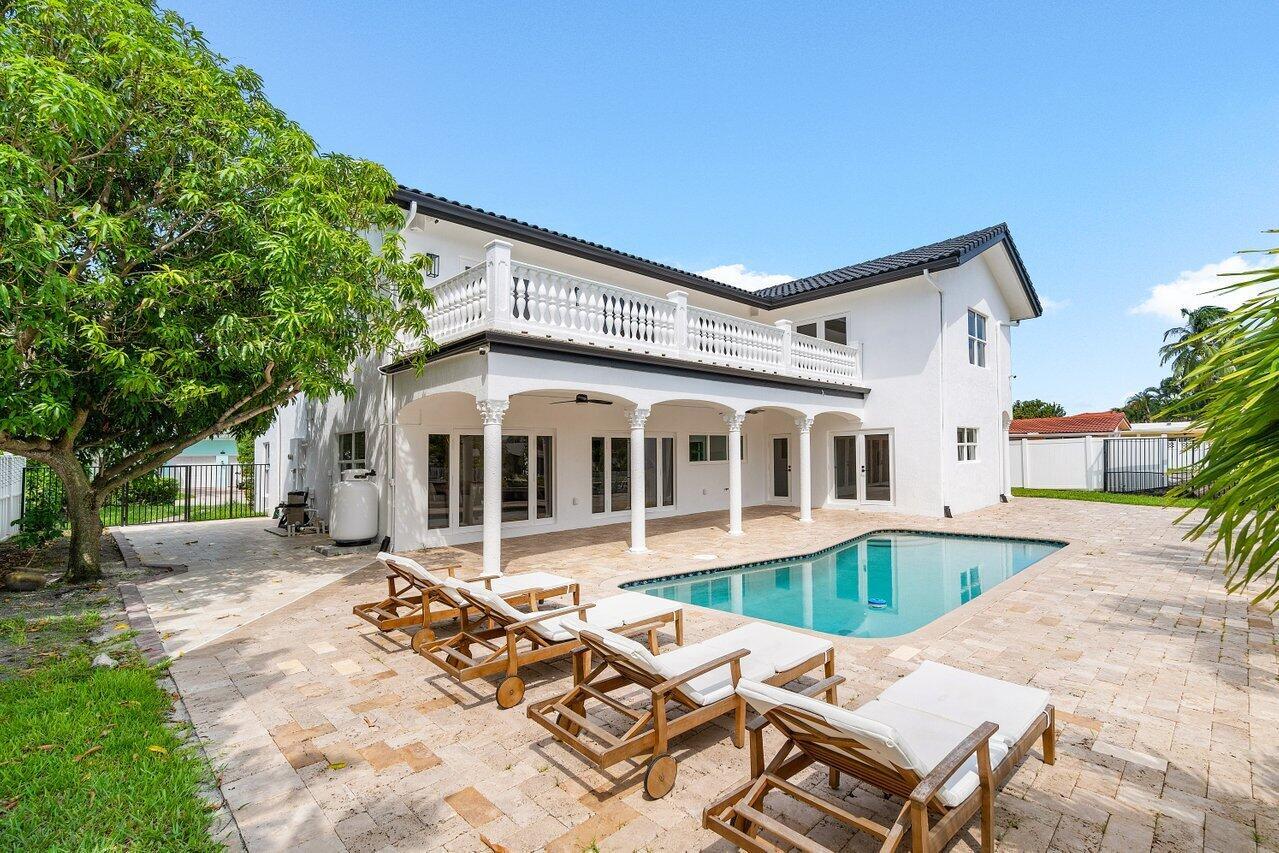 1366 SW 4th Court