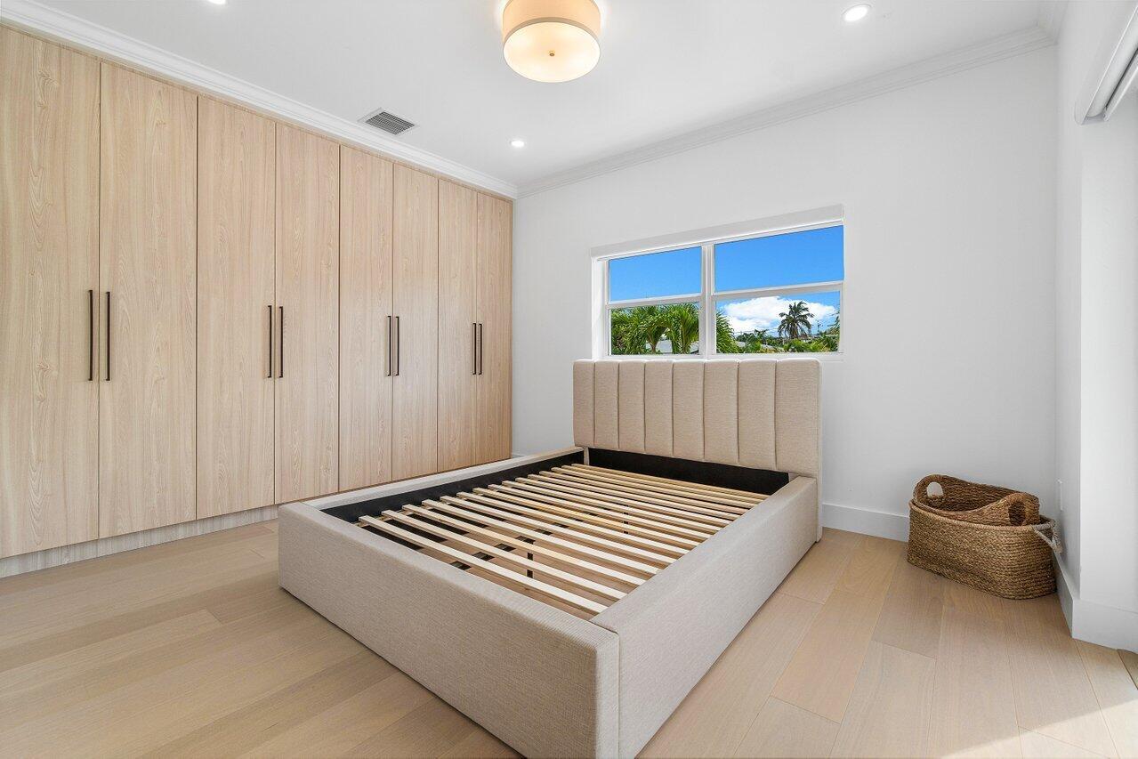 1366 SW 4th Court
