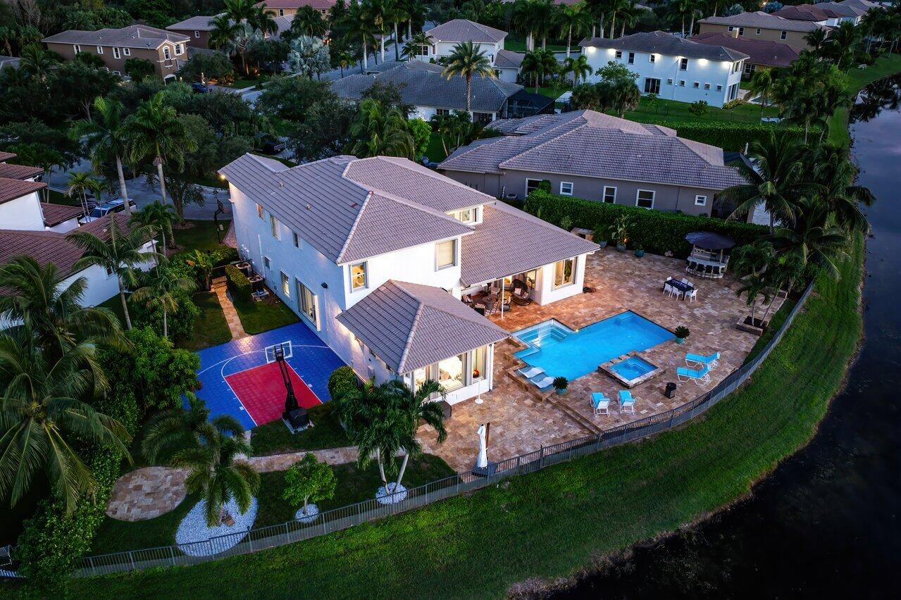 7671 NW 116th Lane