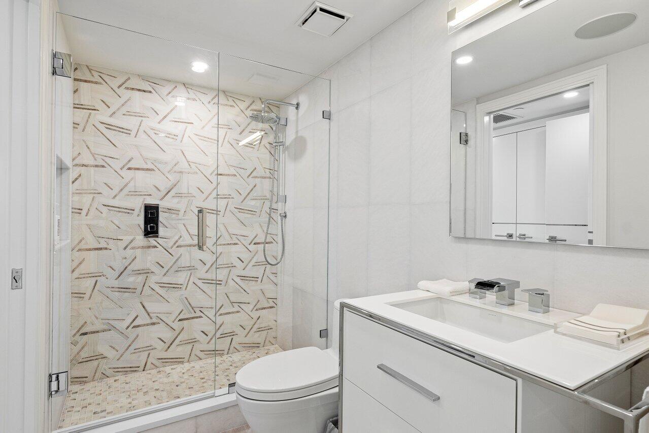 350 S Ocean Boulevard 5a