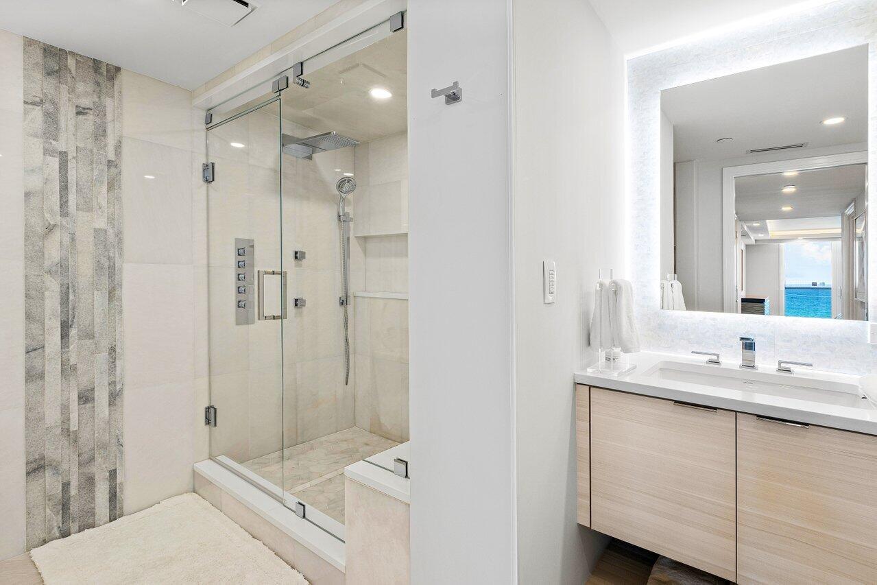 350 S Ocean Boulevard 5a