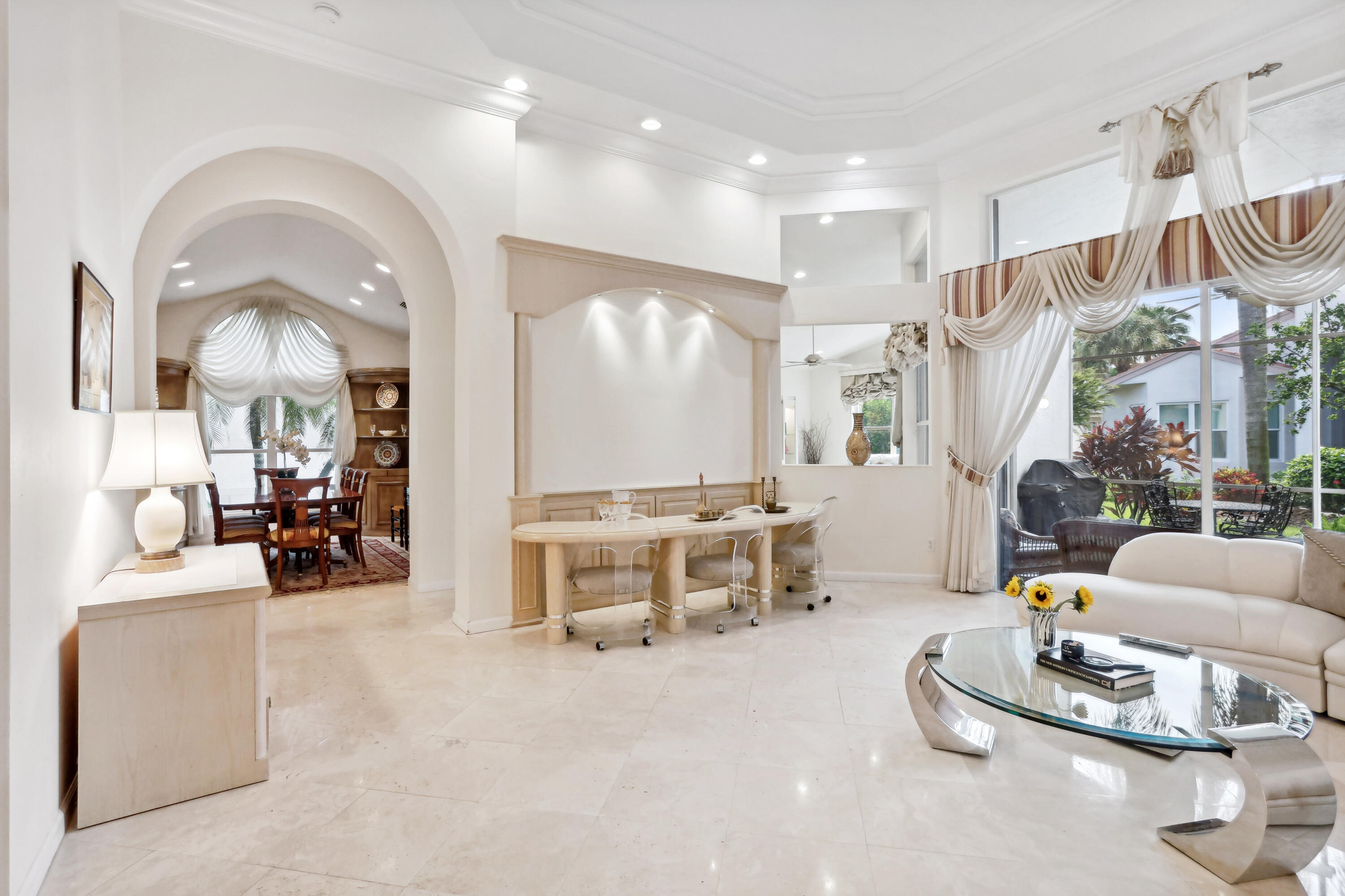 11717 Cardenas Boulevard