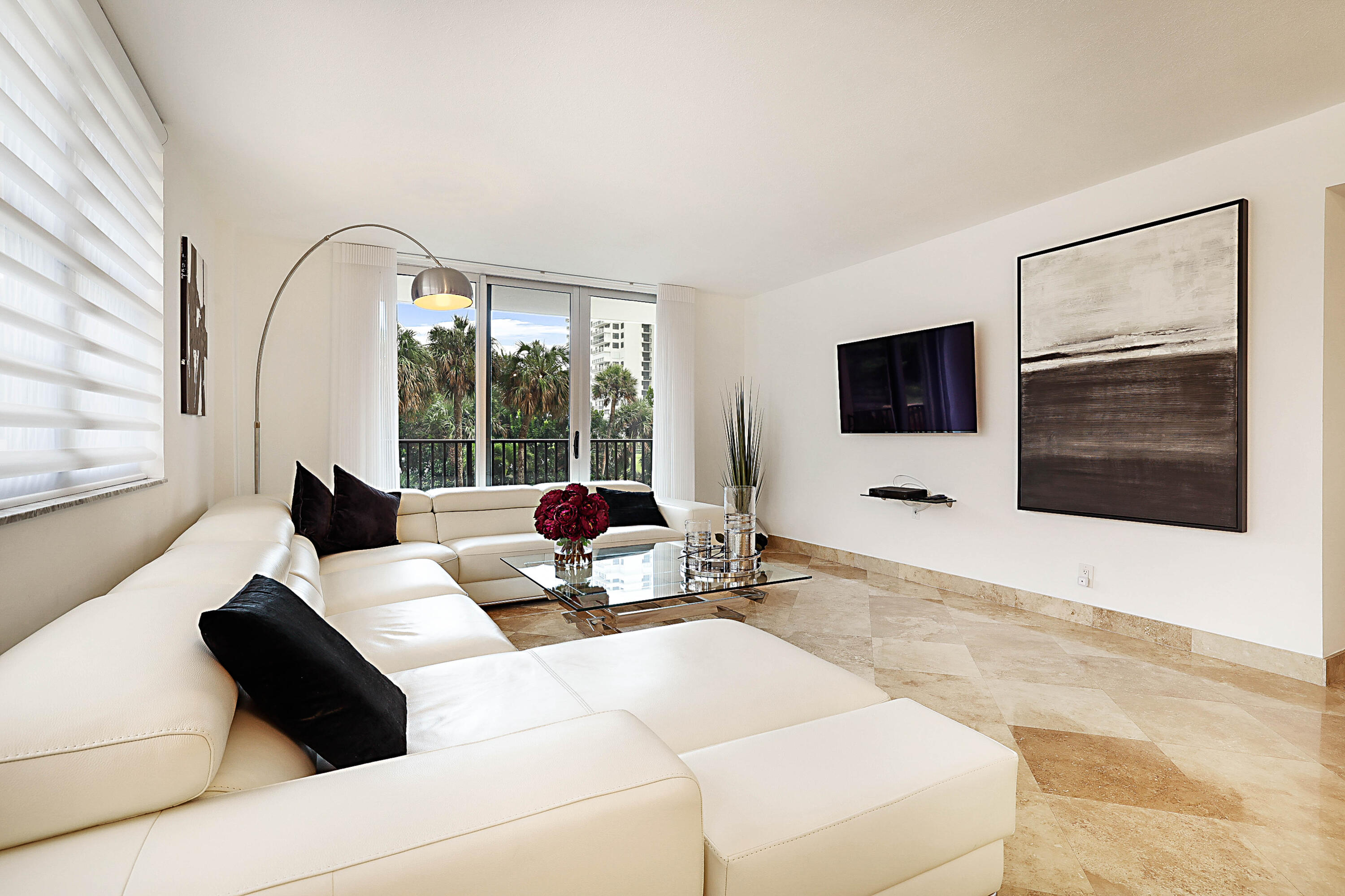2121 N Ocean Boulevard 209e