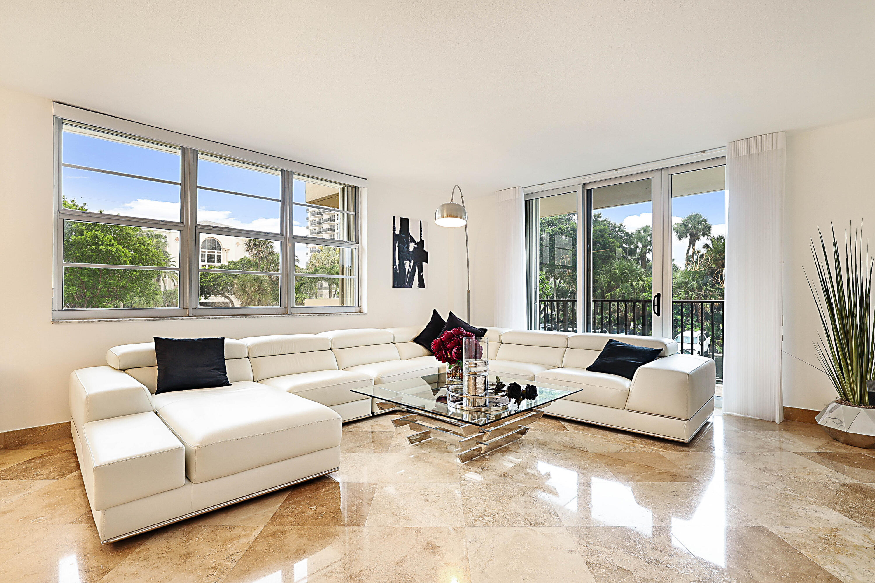 2121 N Ocean Boulevard 209e