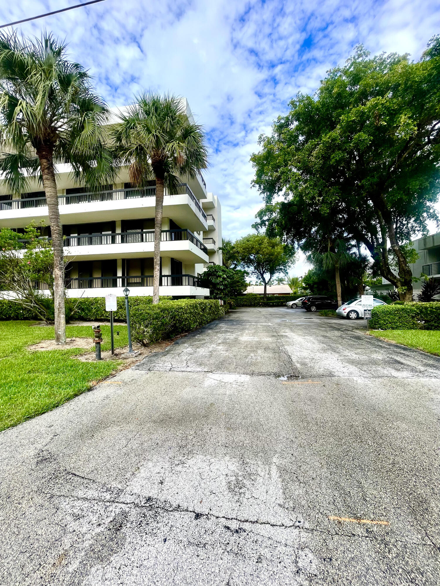 277 N Ocean Boulevard 4030