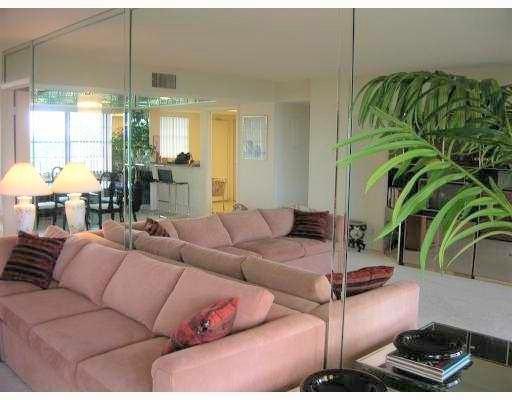 277 N Ocean Boulevard 4030