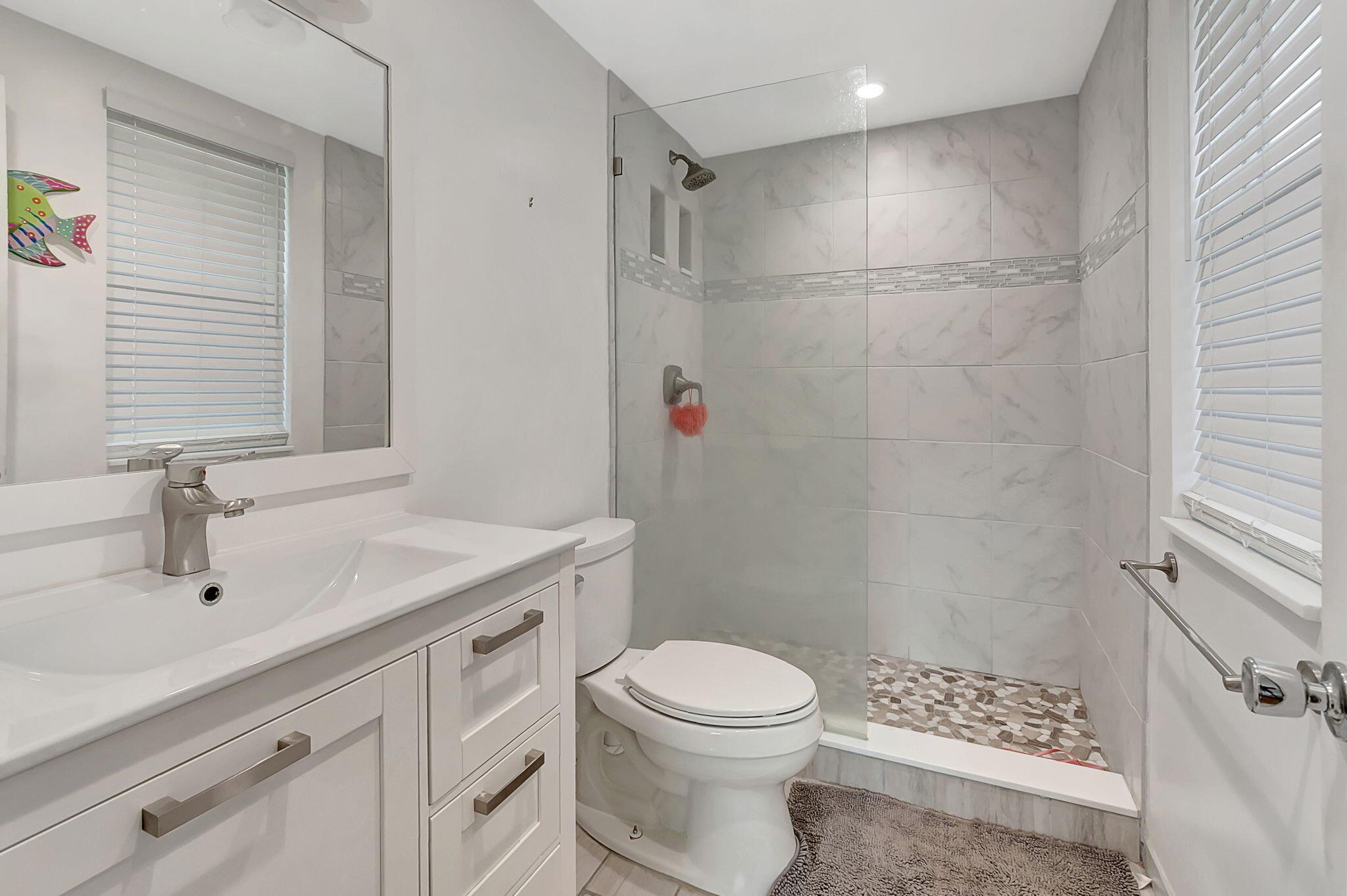 1820 S Ocean Boulevard 2j