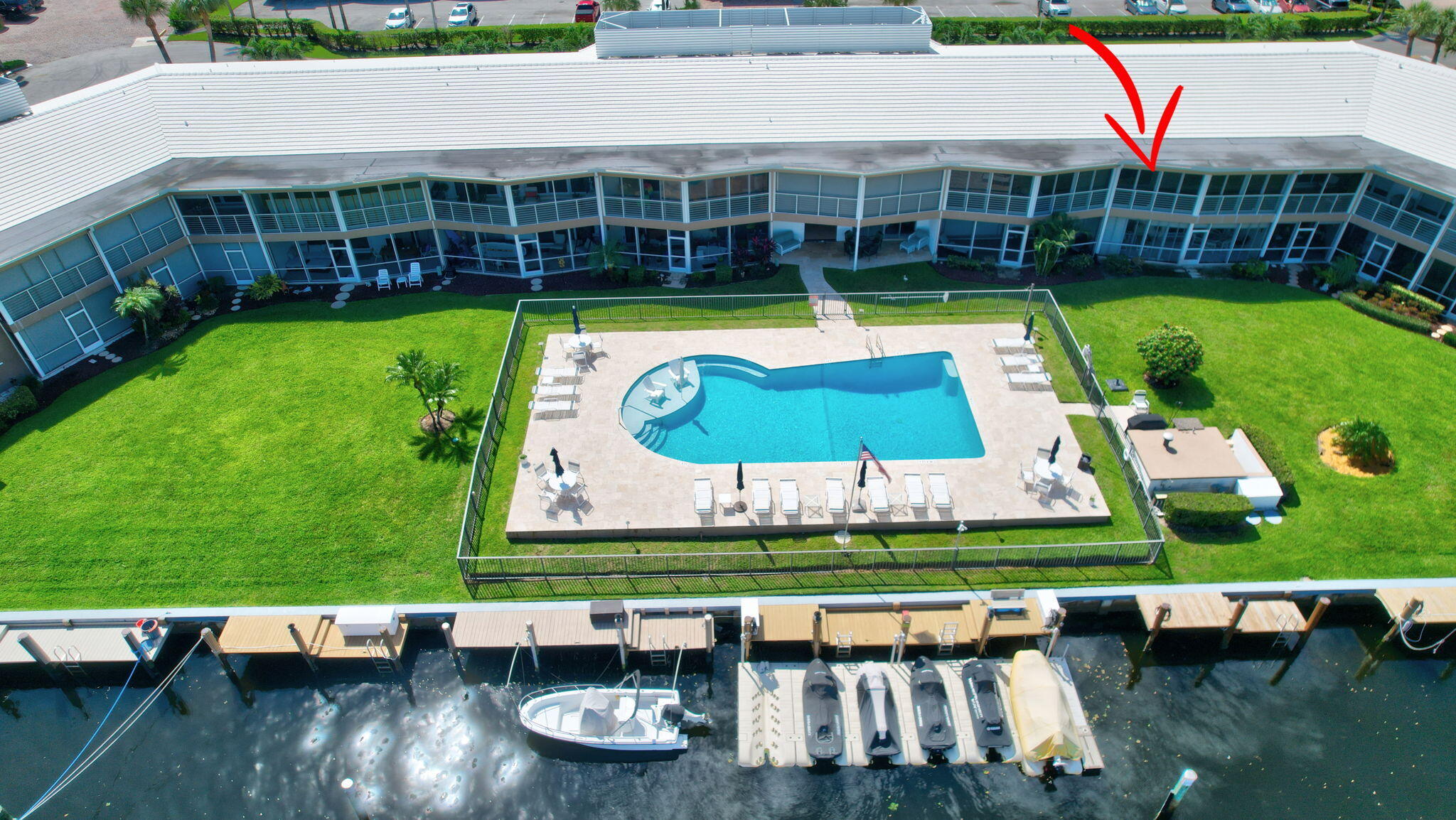 701 NE Harbour Terrace 205