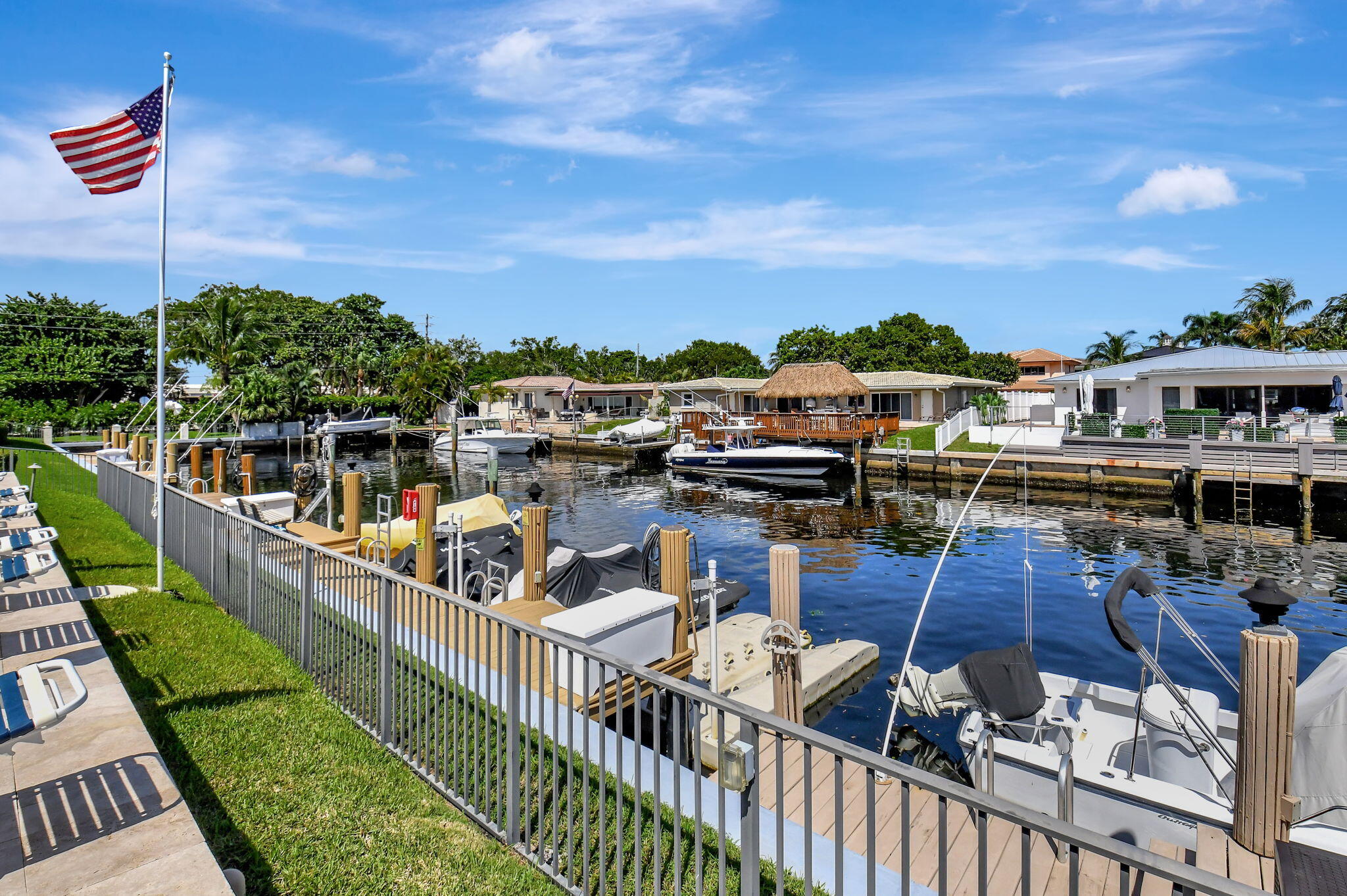 701 NE Harbour Terrace 205