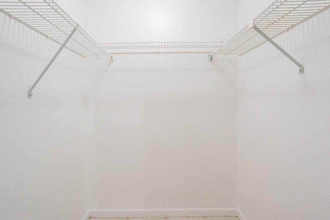 3377 Lucerne Park Drive