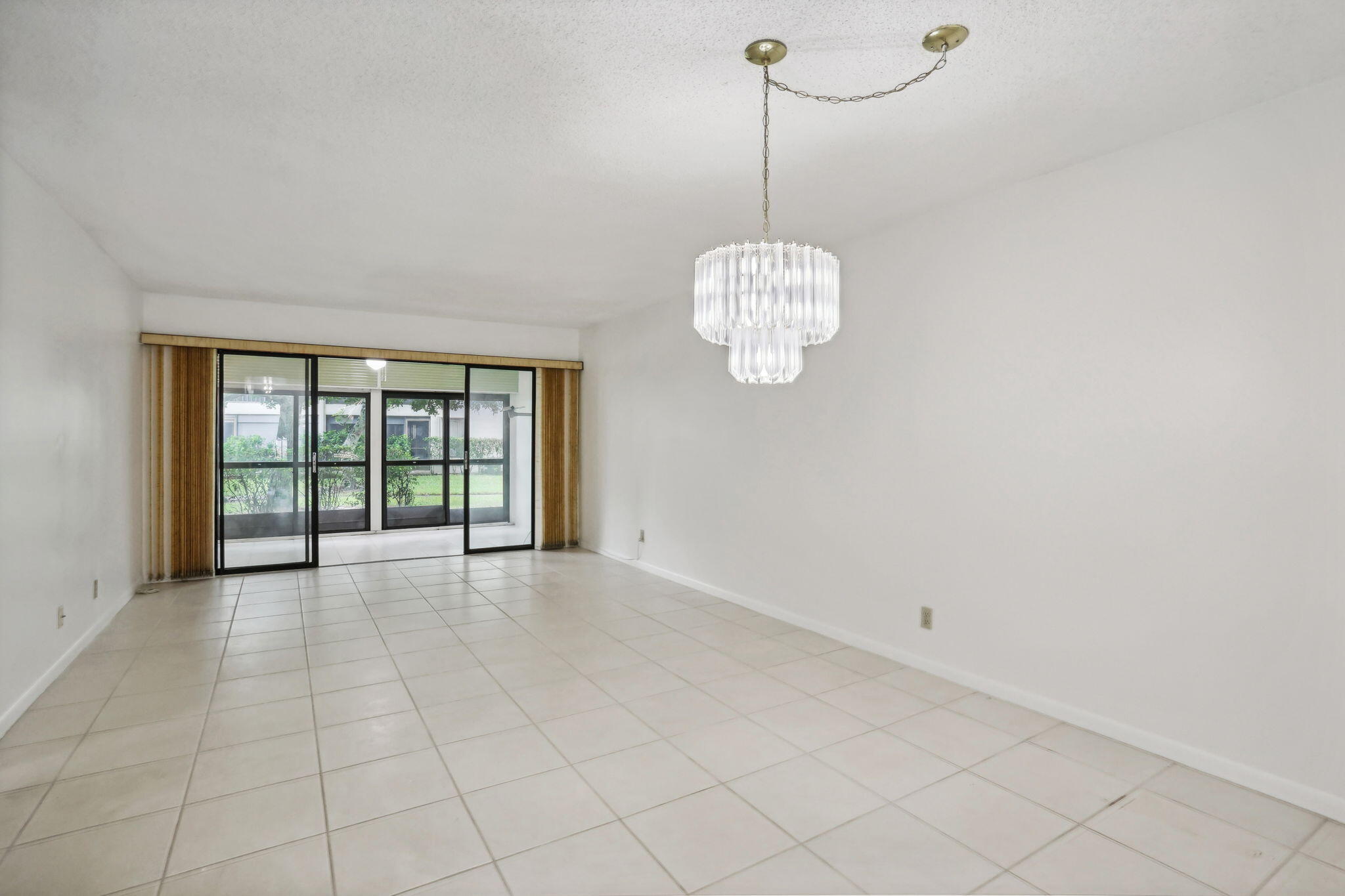 3377 Lucerne Park Drive
