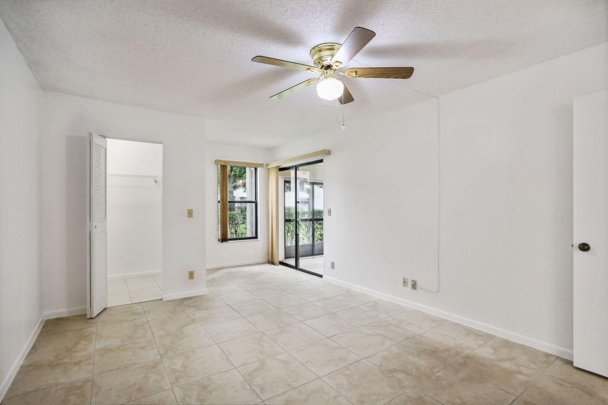 3377 Lucerne Park Drive
