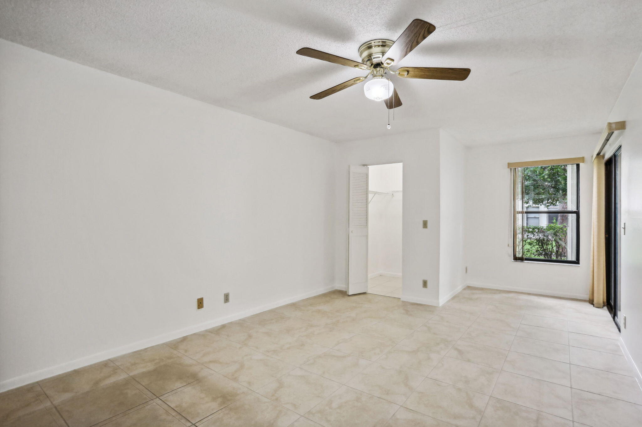 3377 Lucerne Park Drive