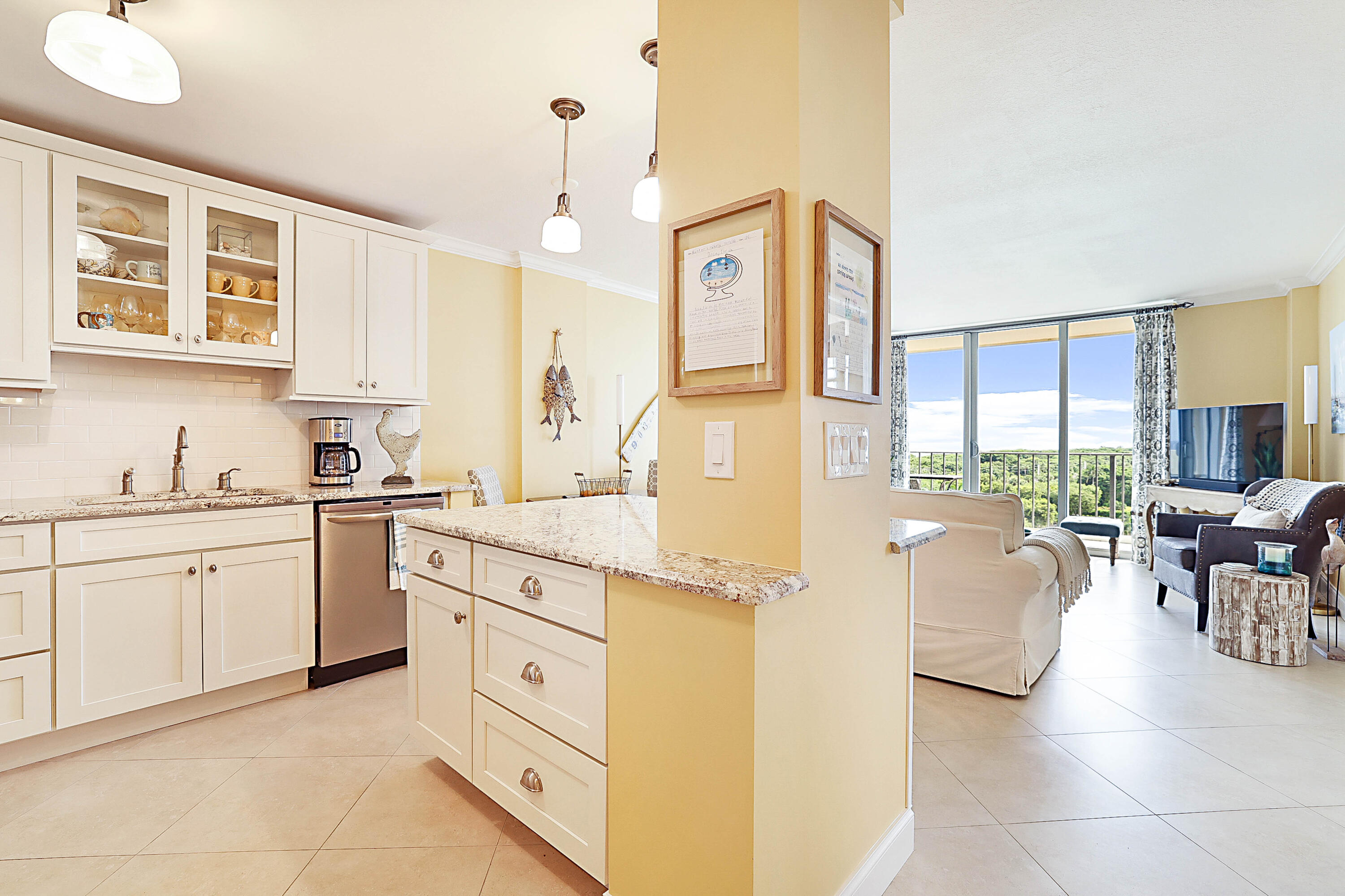 2121 N Ocean Boulevard 903e