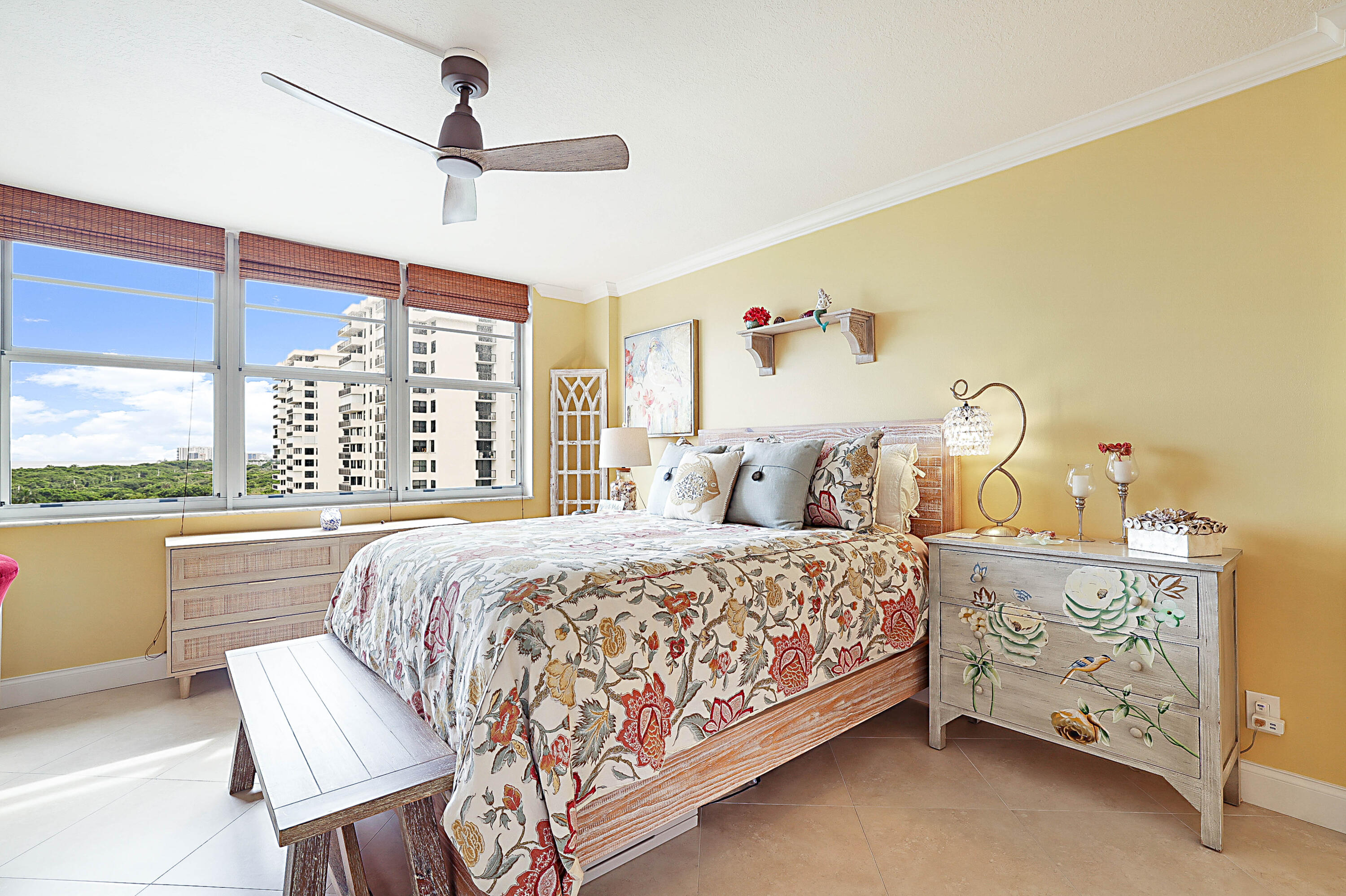 2121 N Ocean Boulevard 903e