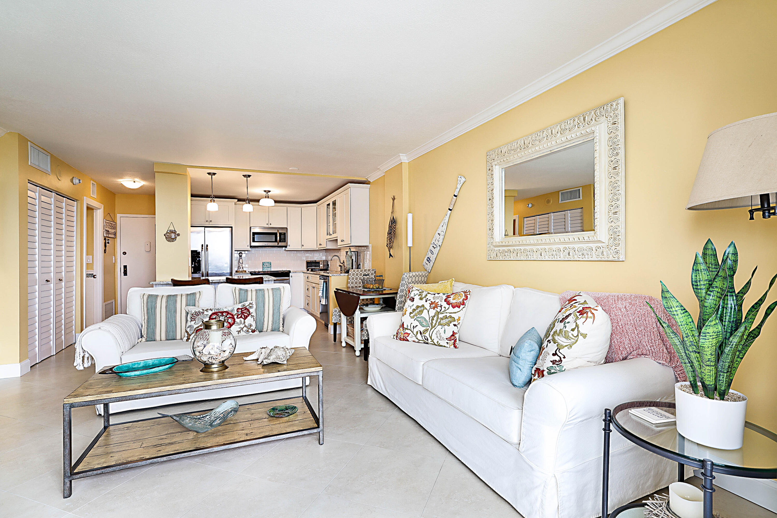 2121 N Ocean Boulevard 903e