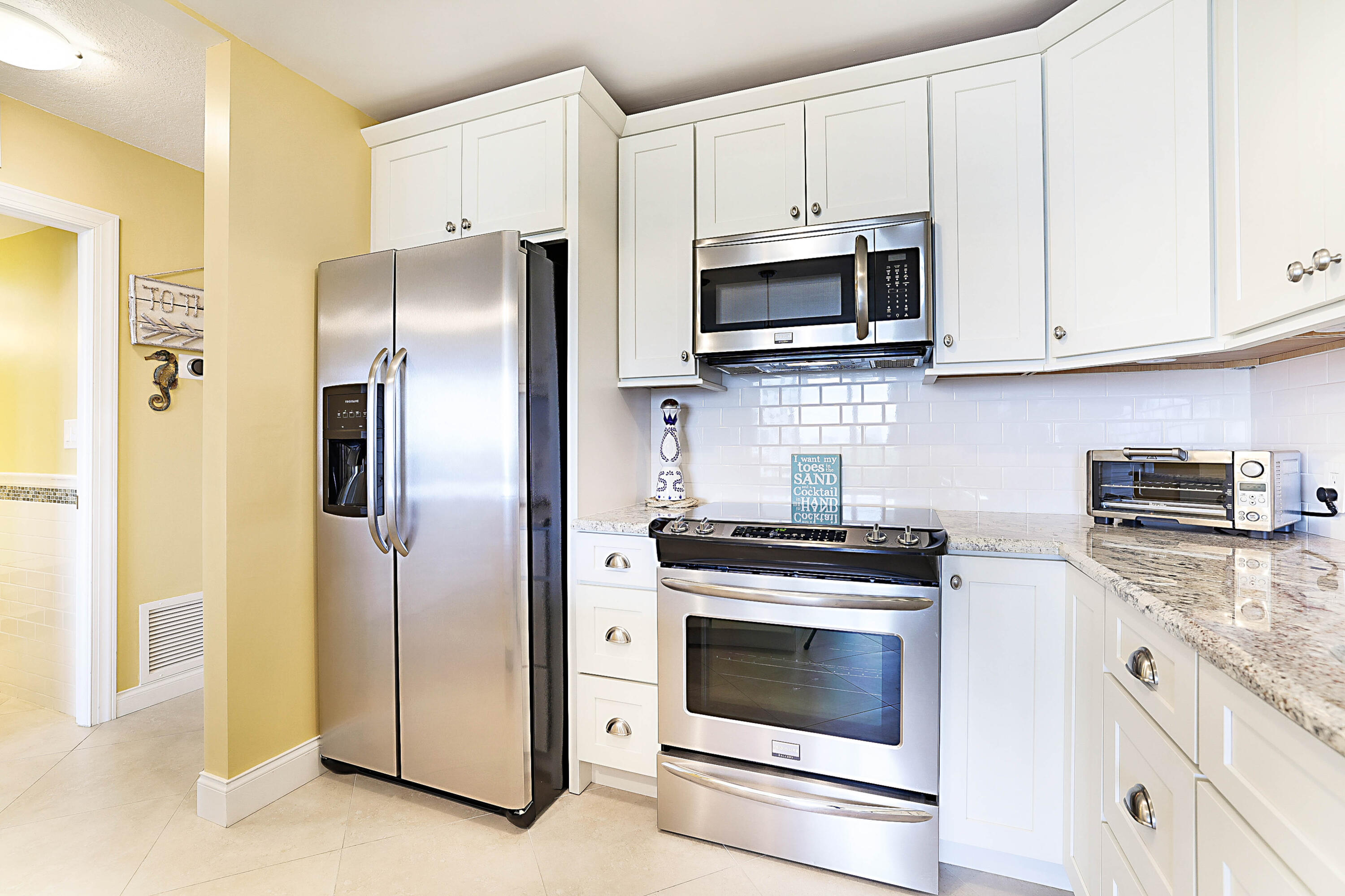 2121 N Ocean Boulevard 903e