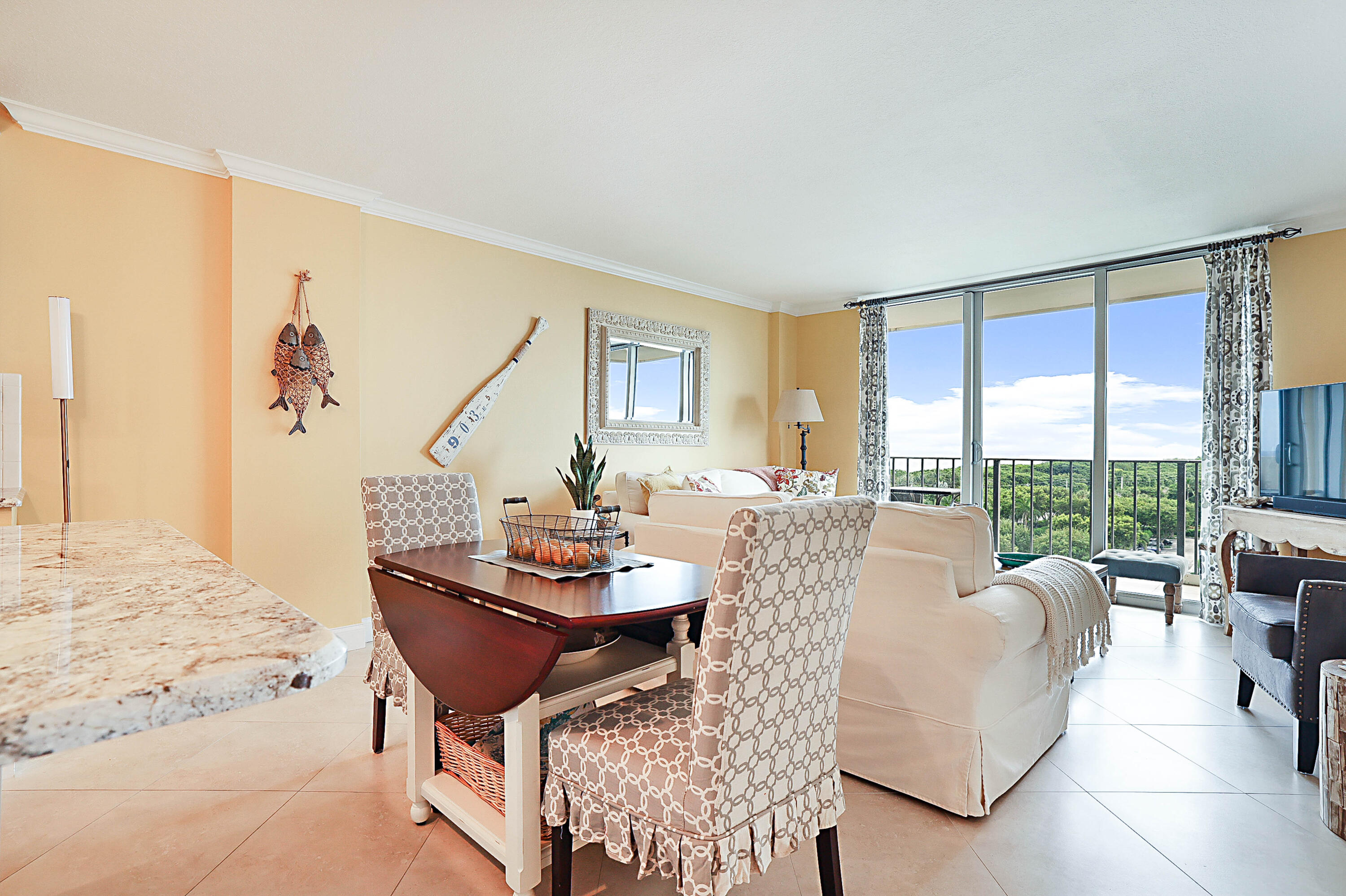 2121 N Ocean Boulevard 903e