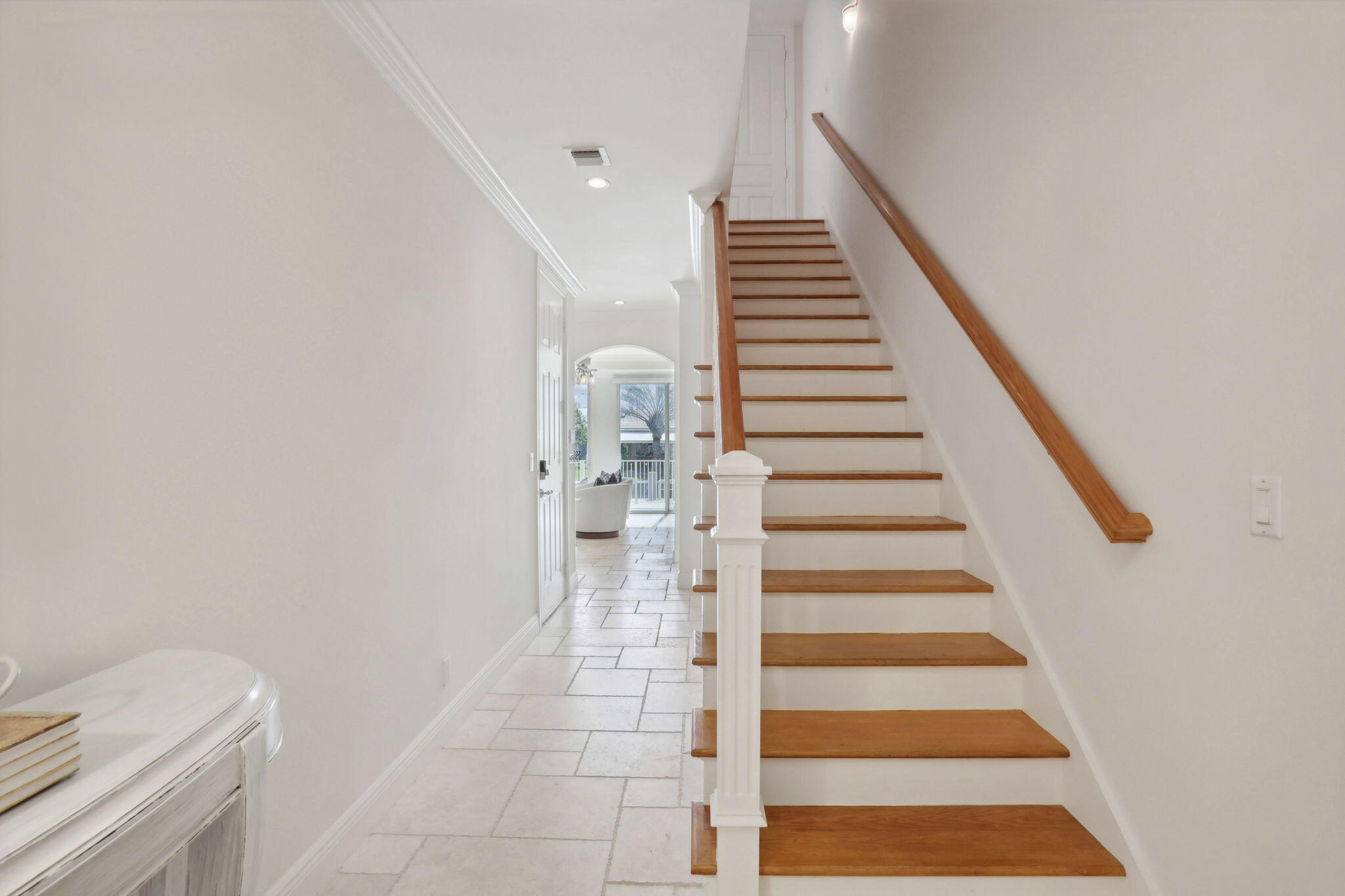 1051 S Riverside Drive