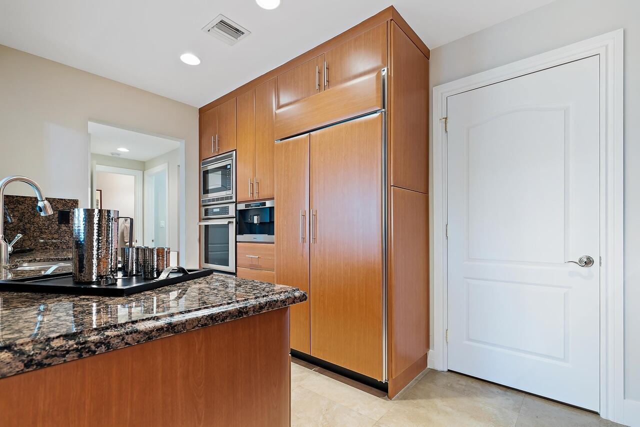 200 E Palmetto Park Road Th-11