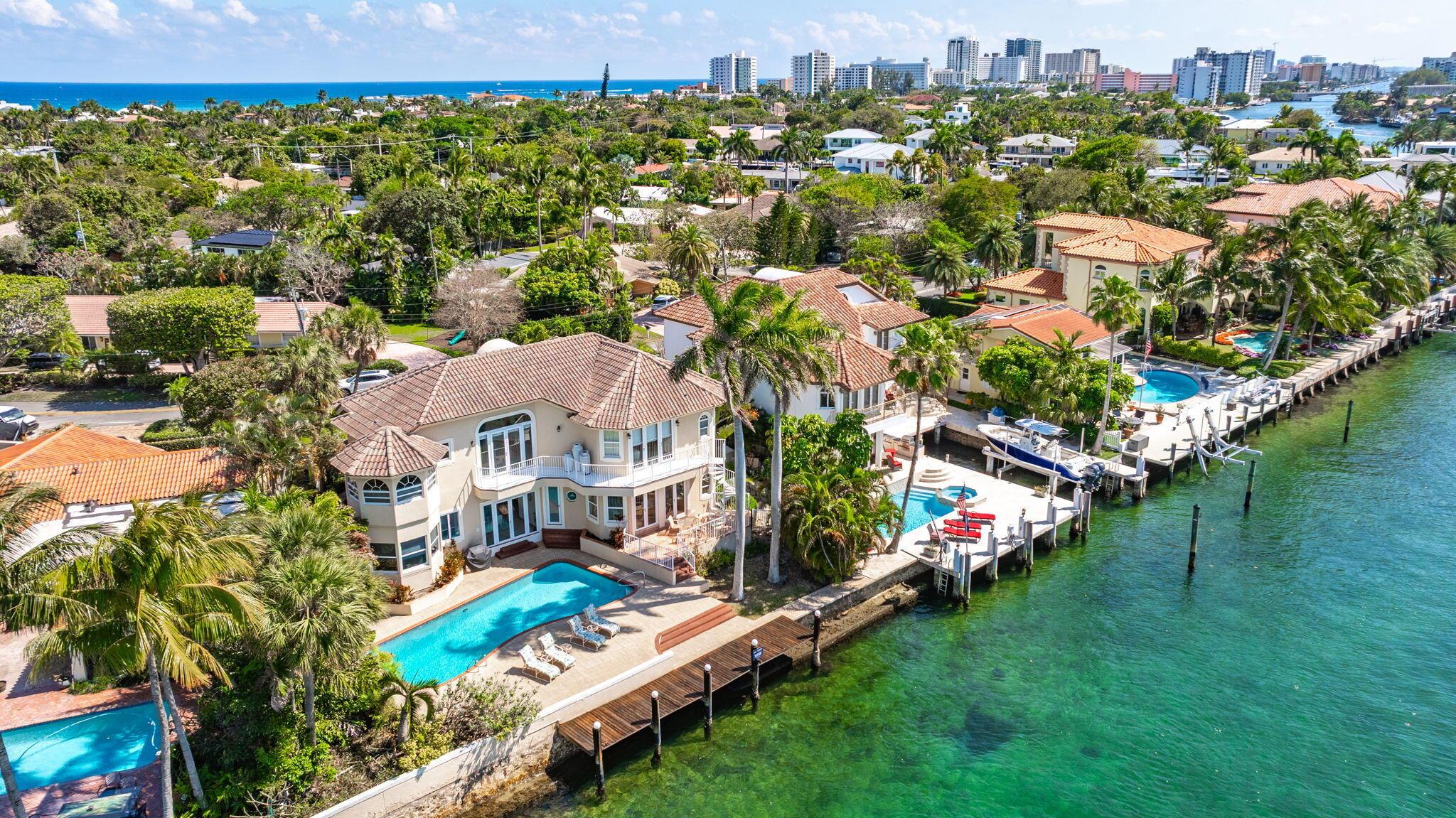 2505 N Riverside Drive