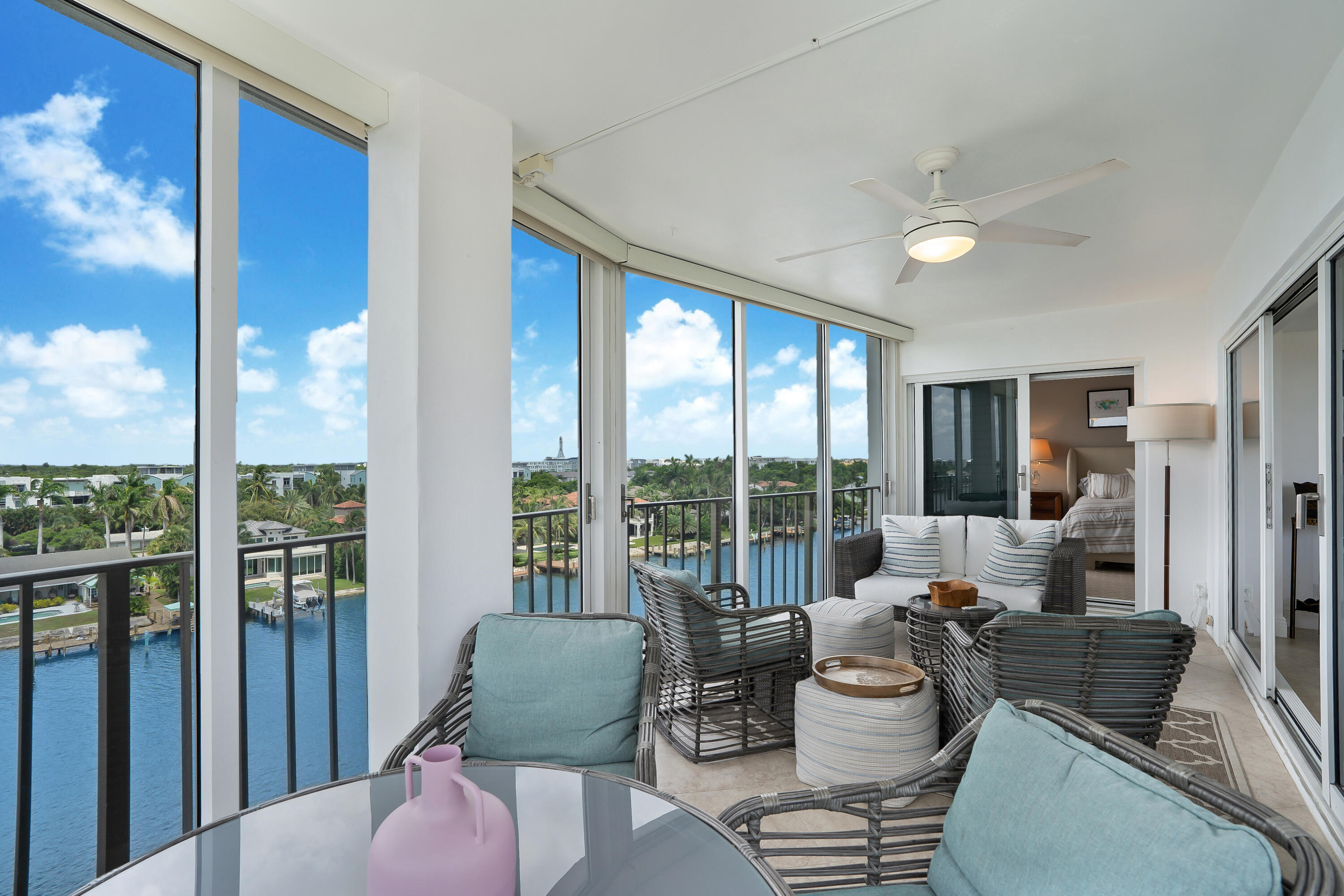 400 Seasage Drive 701