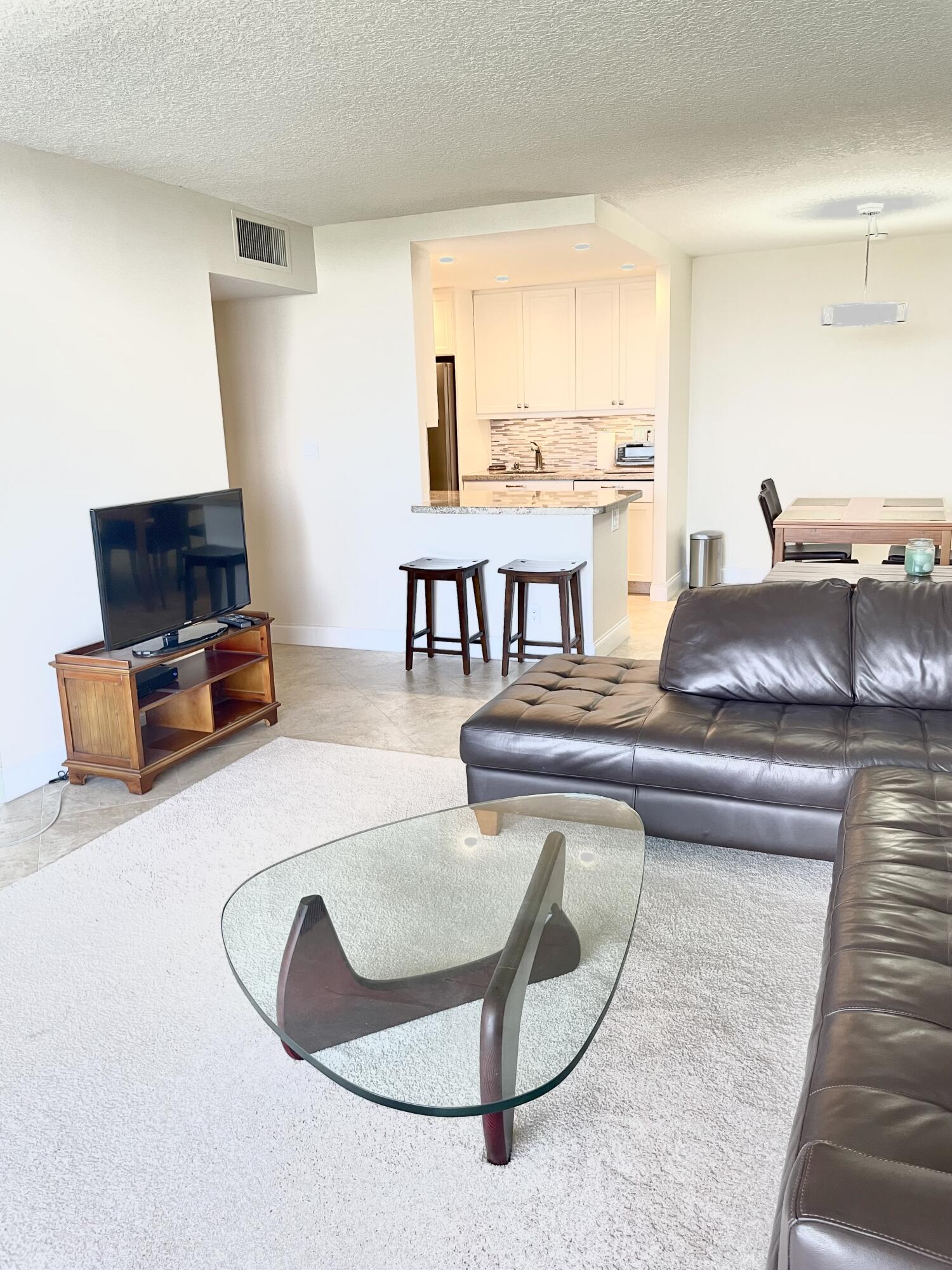 2121 N Ocean Boulevard 1206w