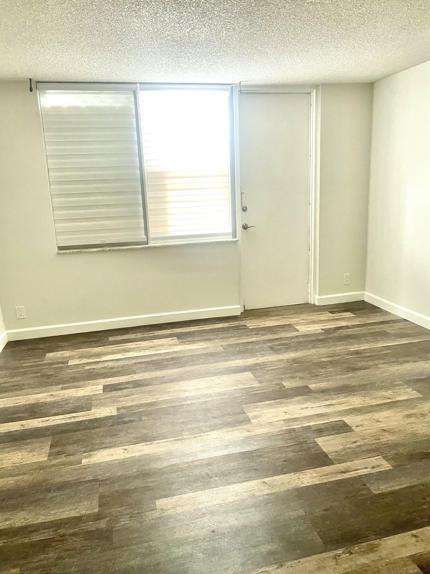 2121 N Ocean Boulevard 105e