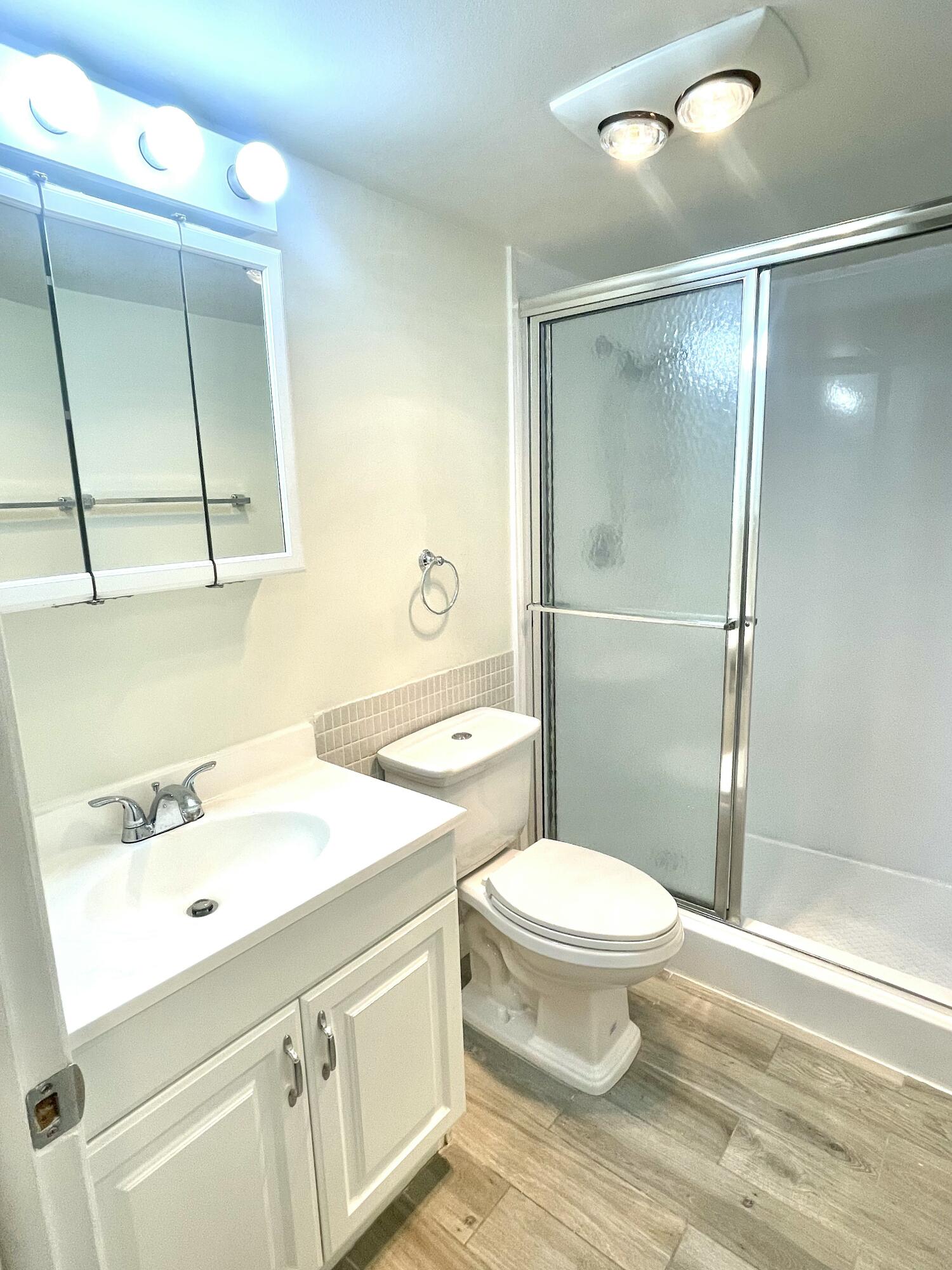 2121 N Ocean Boulevard 105e