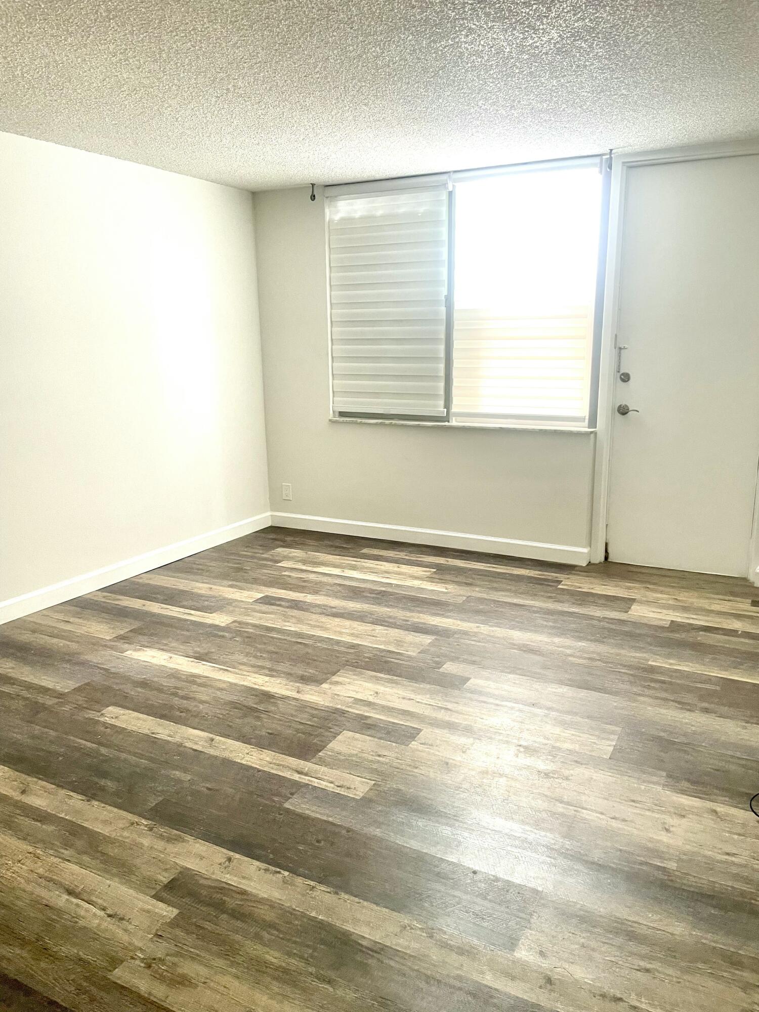 2121 N Ocean Boulevard 105e