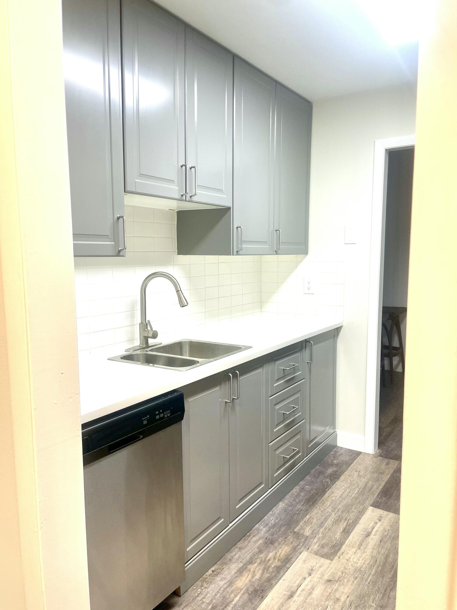 2121 N Ocean Boulevard 105e