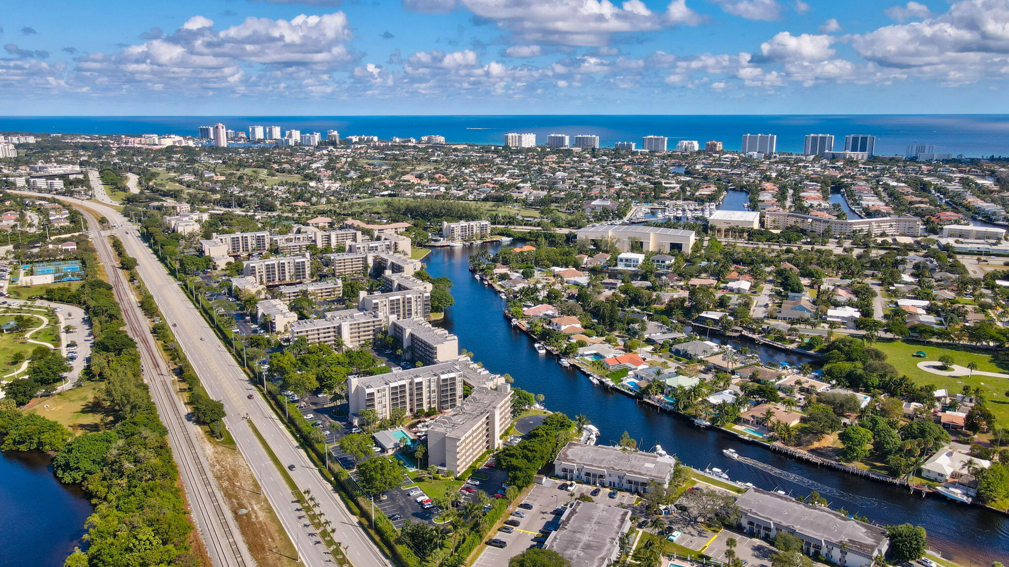 21 Royal Palm Way 606