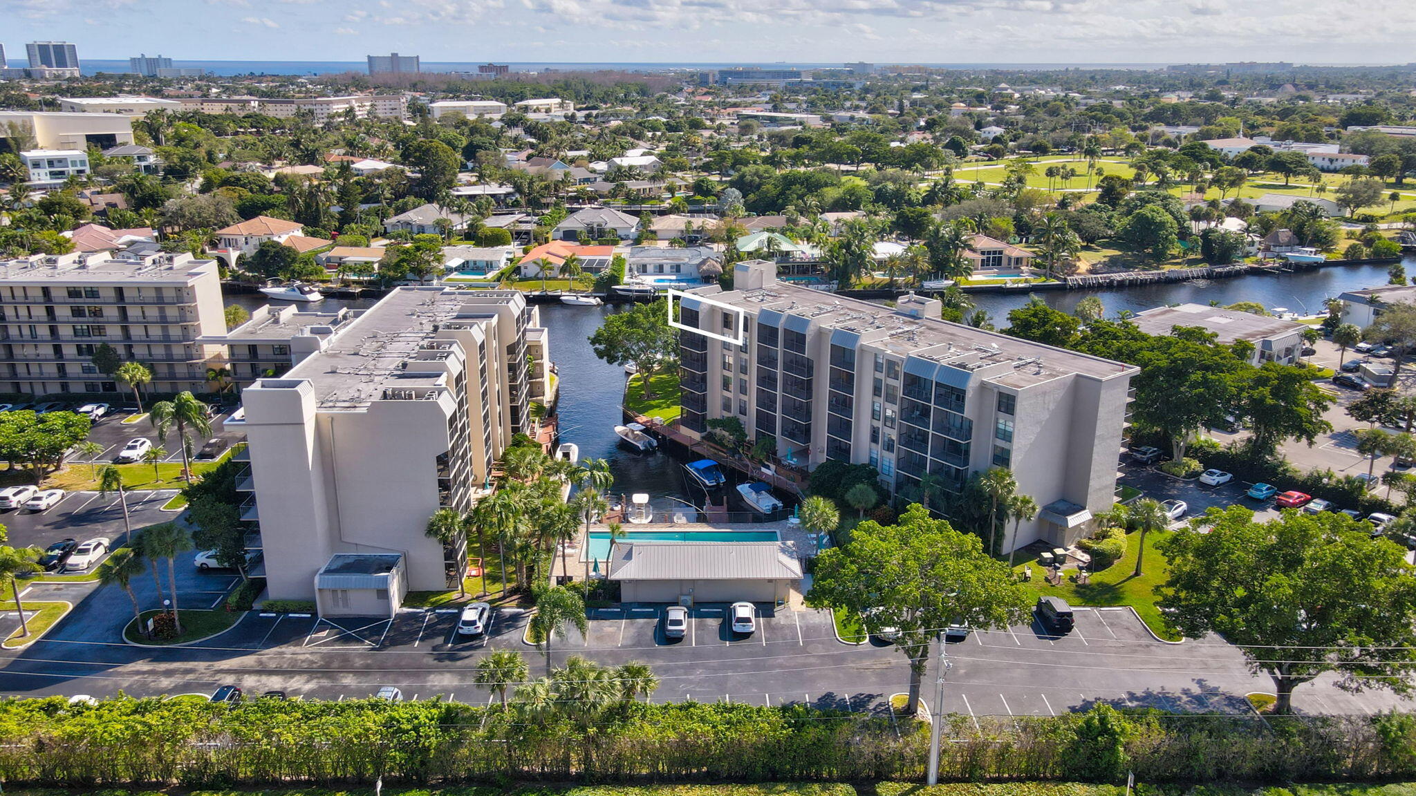 21 Royal Palm Way 606