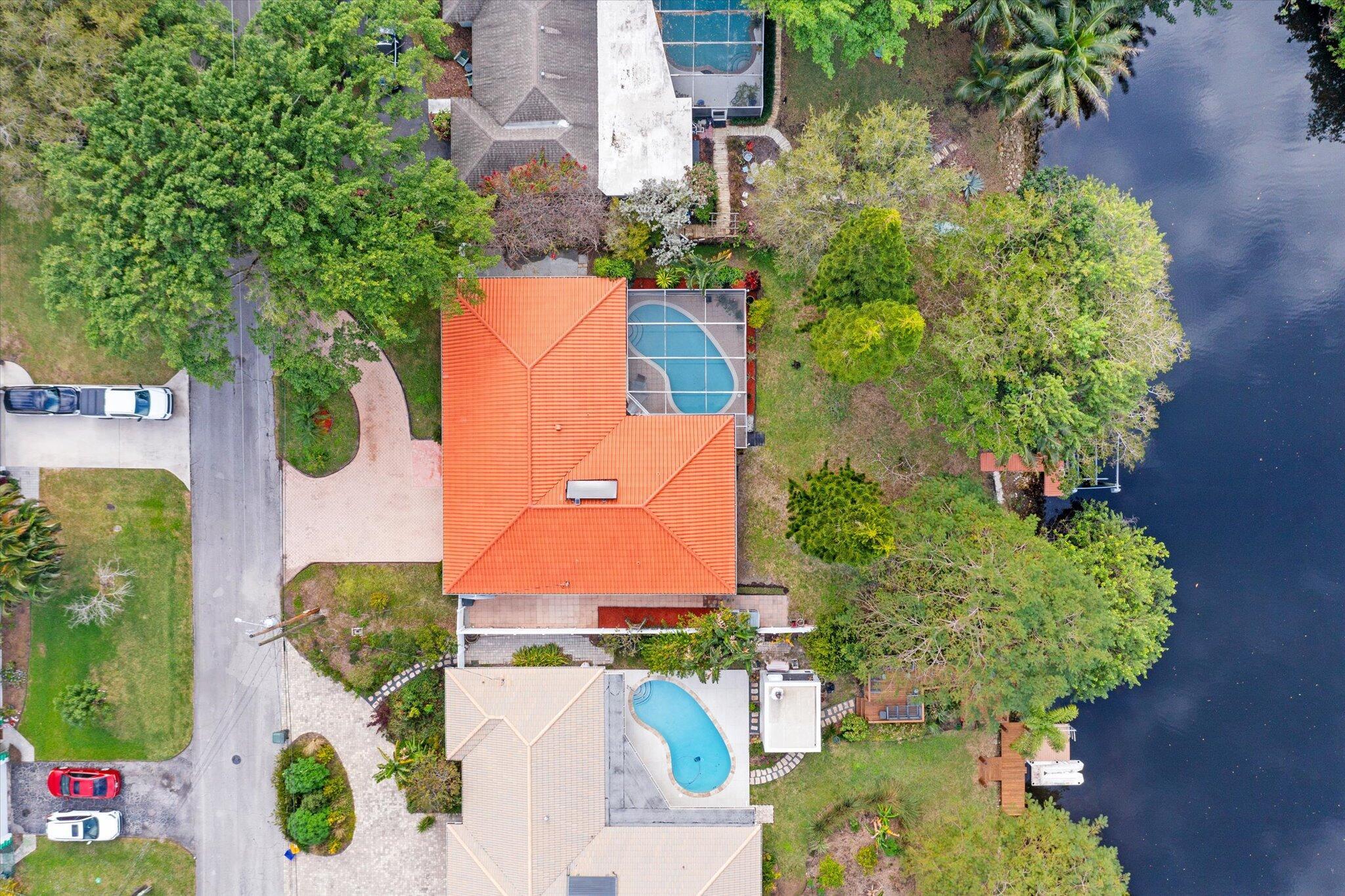 1025 NW 6th Avenue