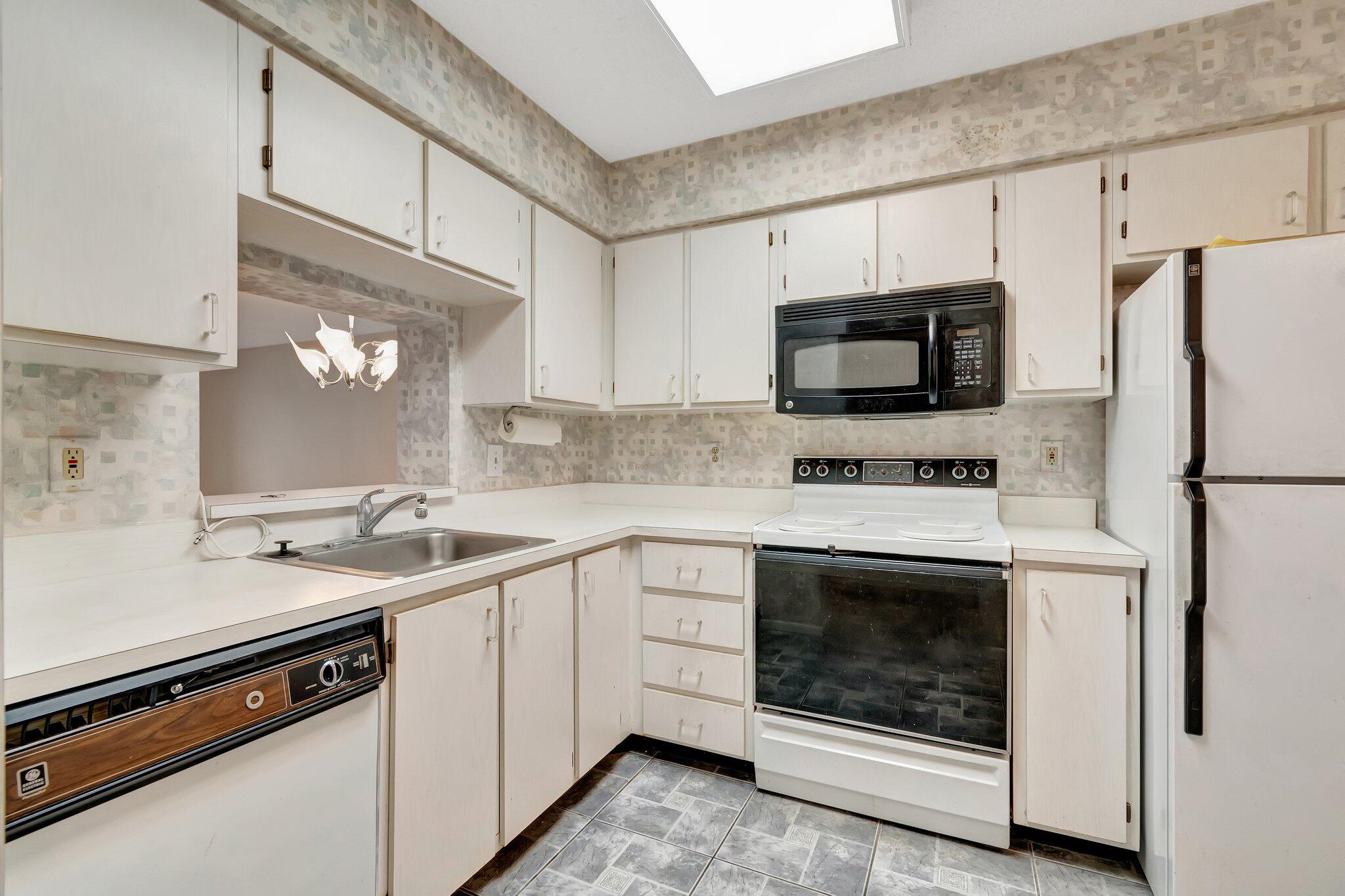 7260 Kinghurst 404 Drive 404