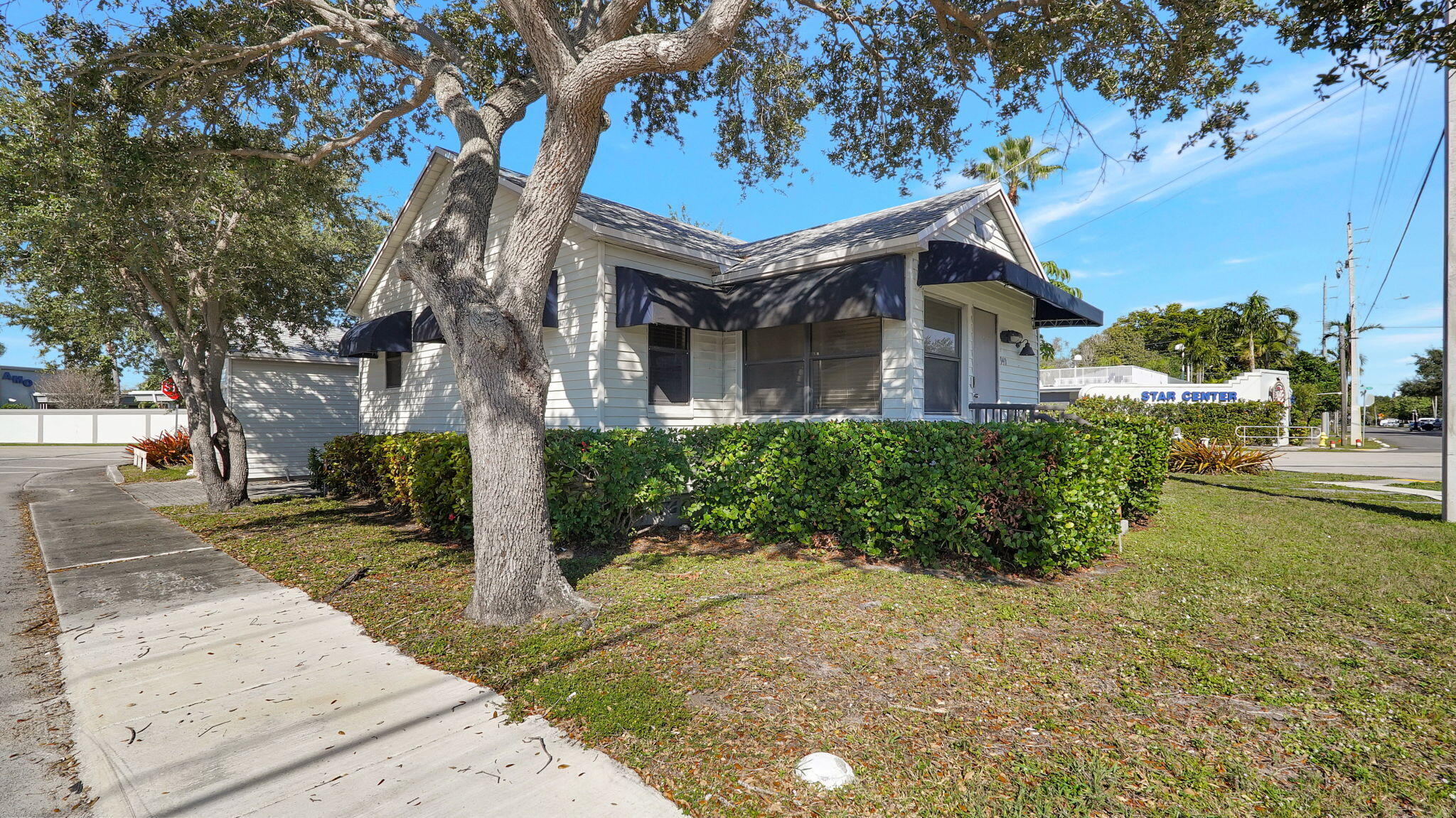 940 SW 2nd Avenue