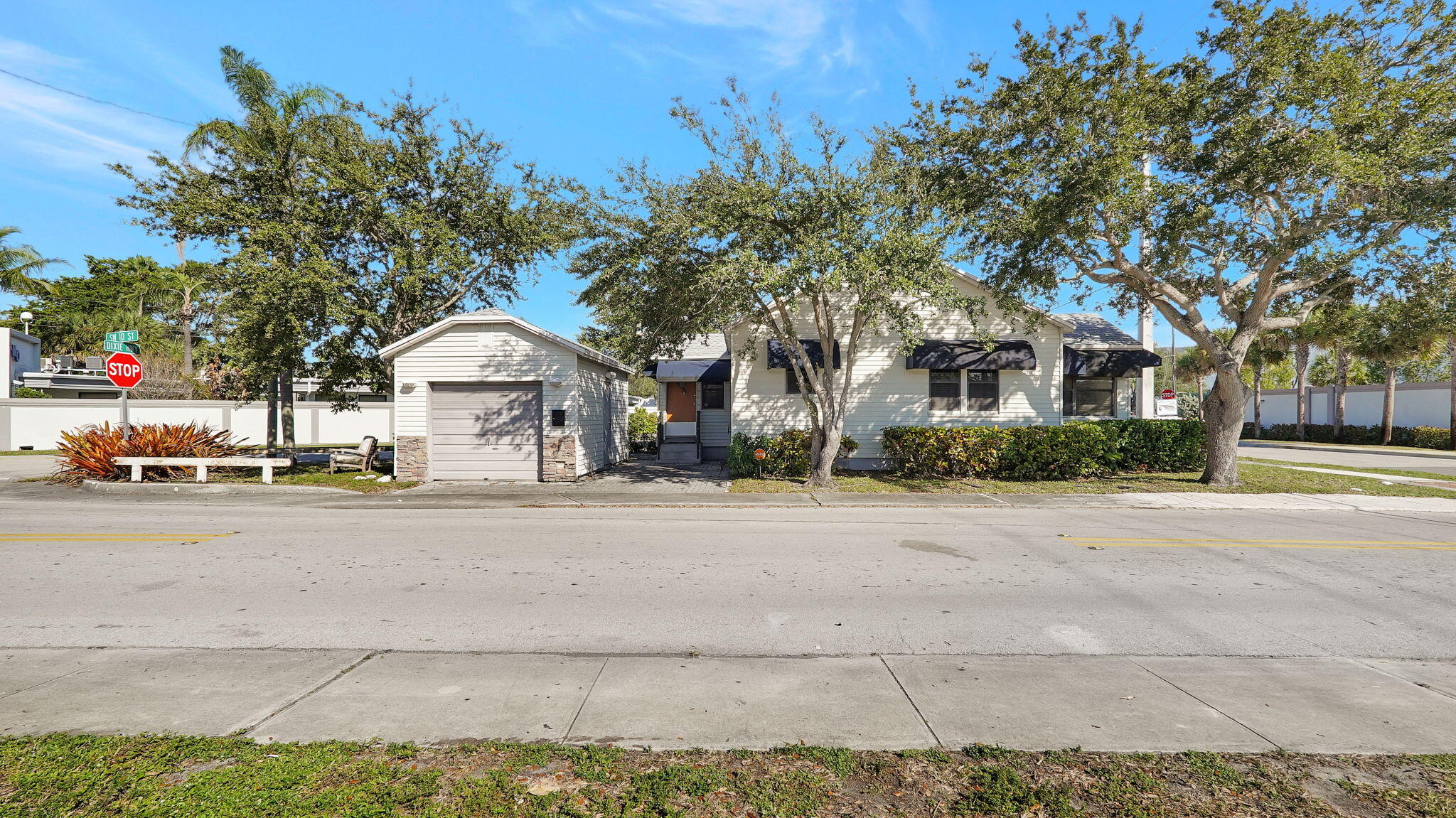 940 SW 2nd Avenue