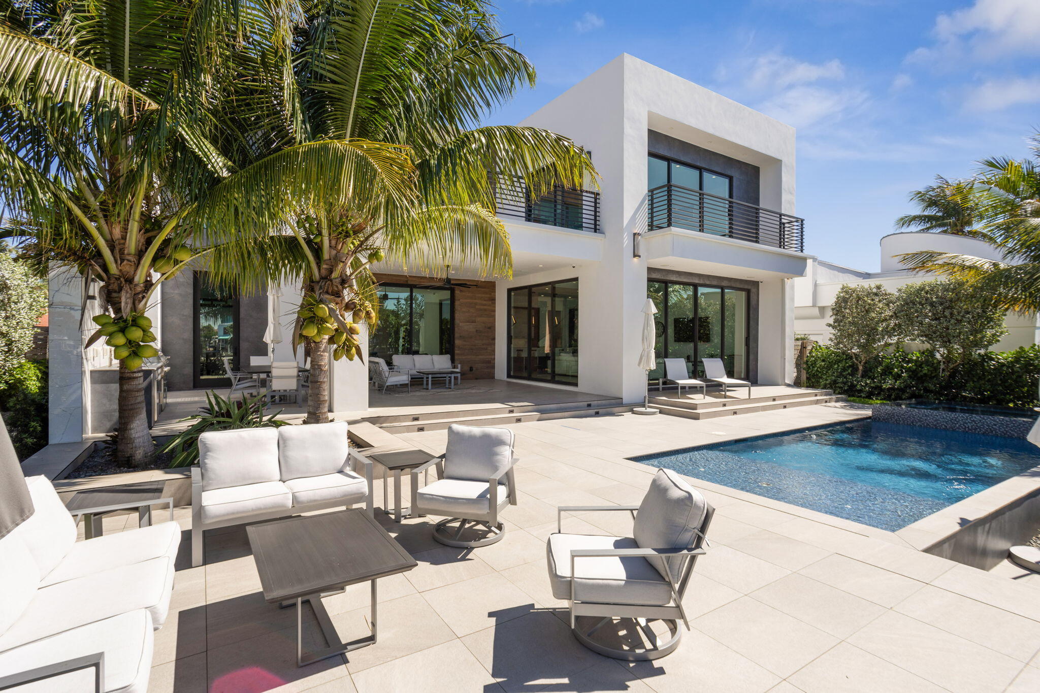 149 SE 18th Avenue