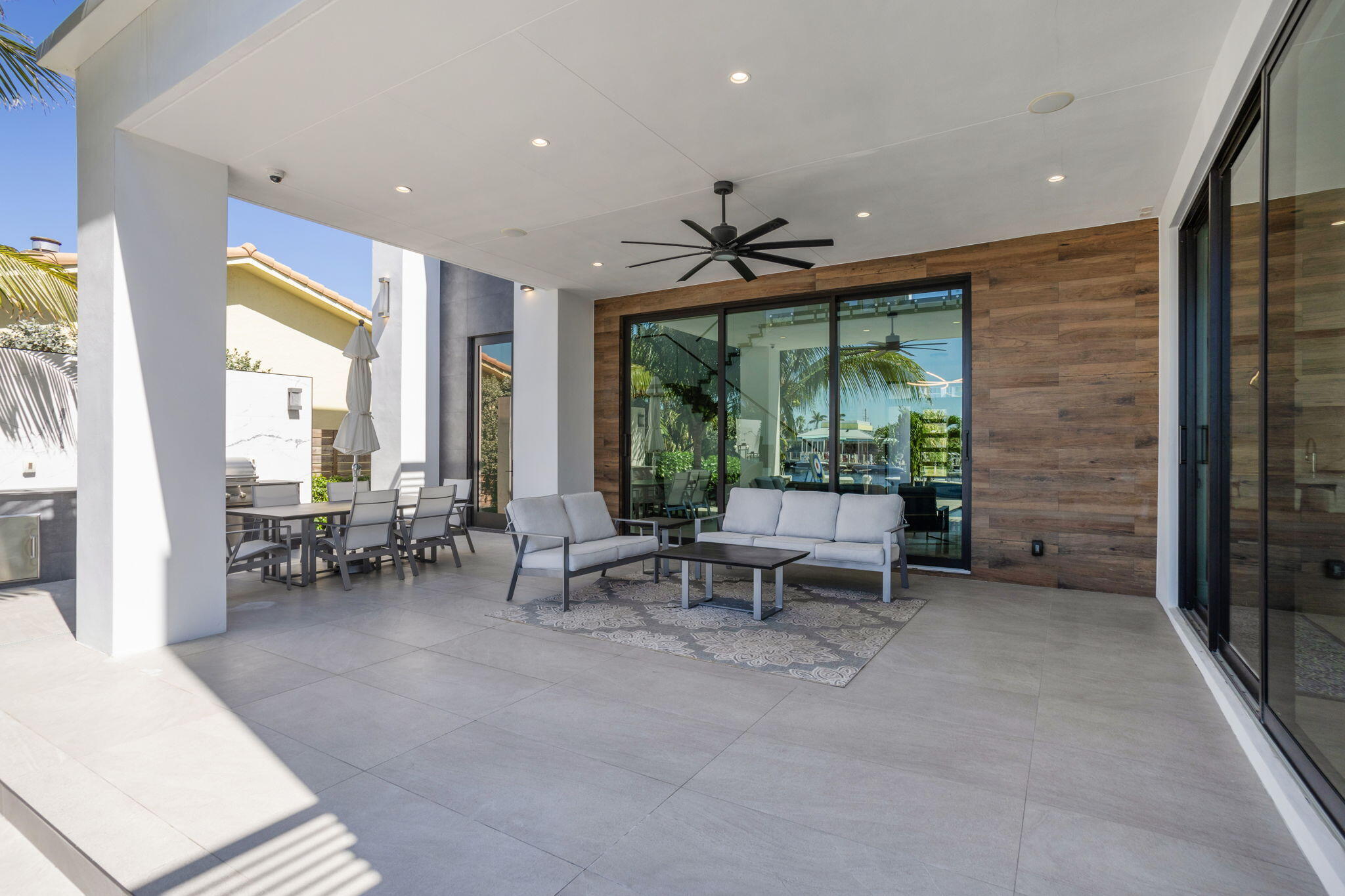 149 SE 18th Avenue