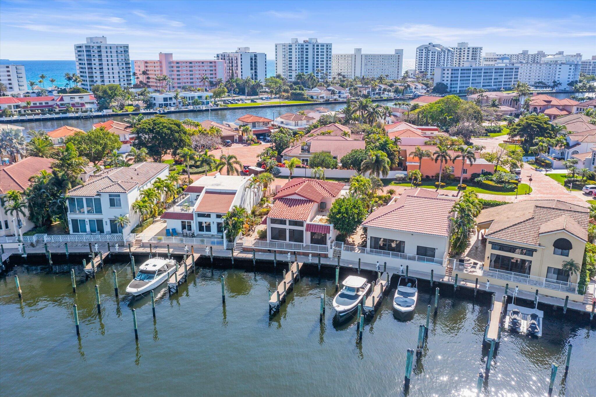 571 Pelican Way
