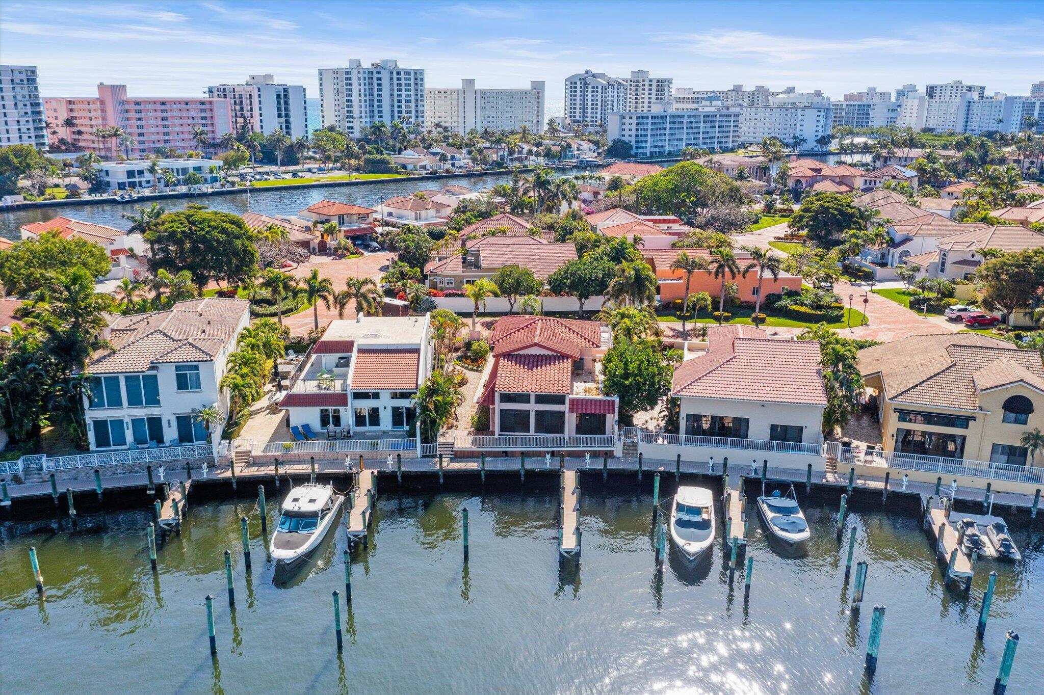 571 Pelican Way