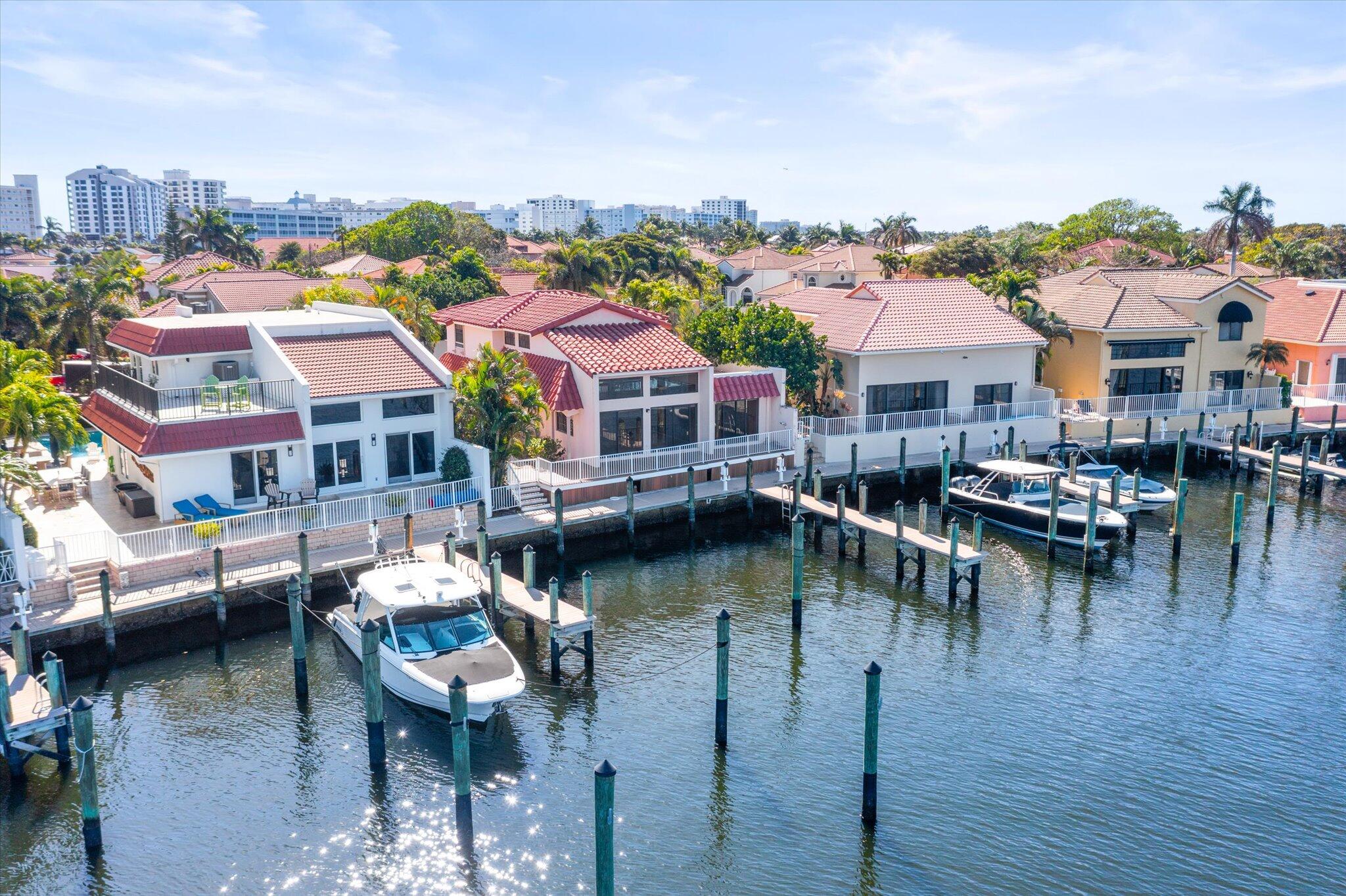 571 Pelican Way