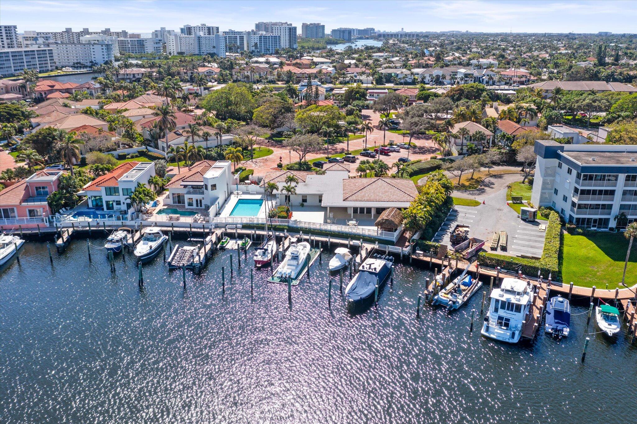 571 Pelican Way
