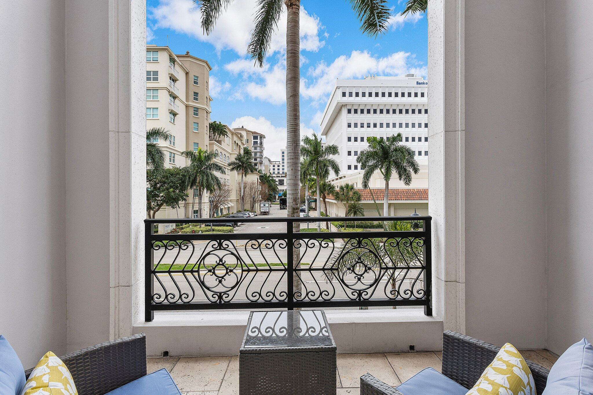 200 E Palmetto Park Road 10