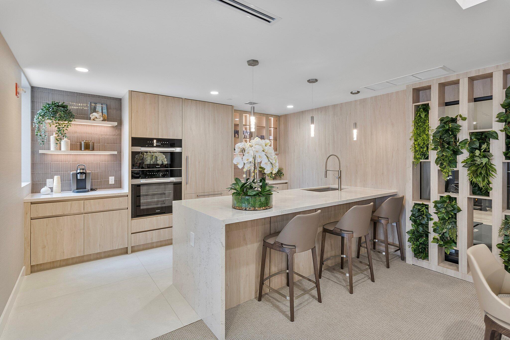 200 E Palmetto Park Road 812