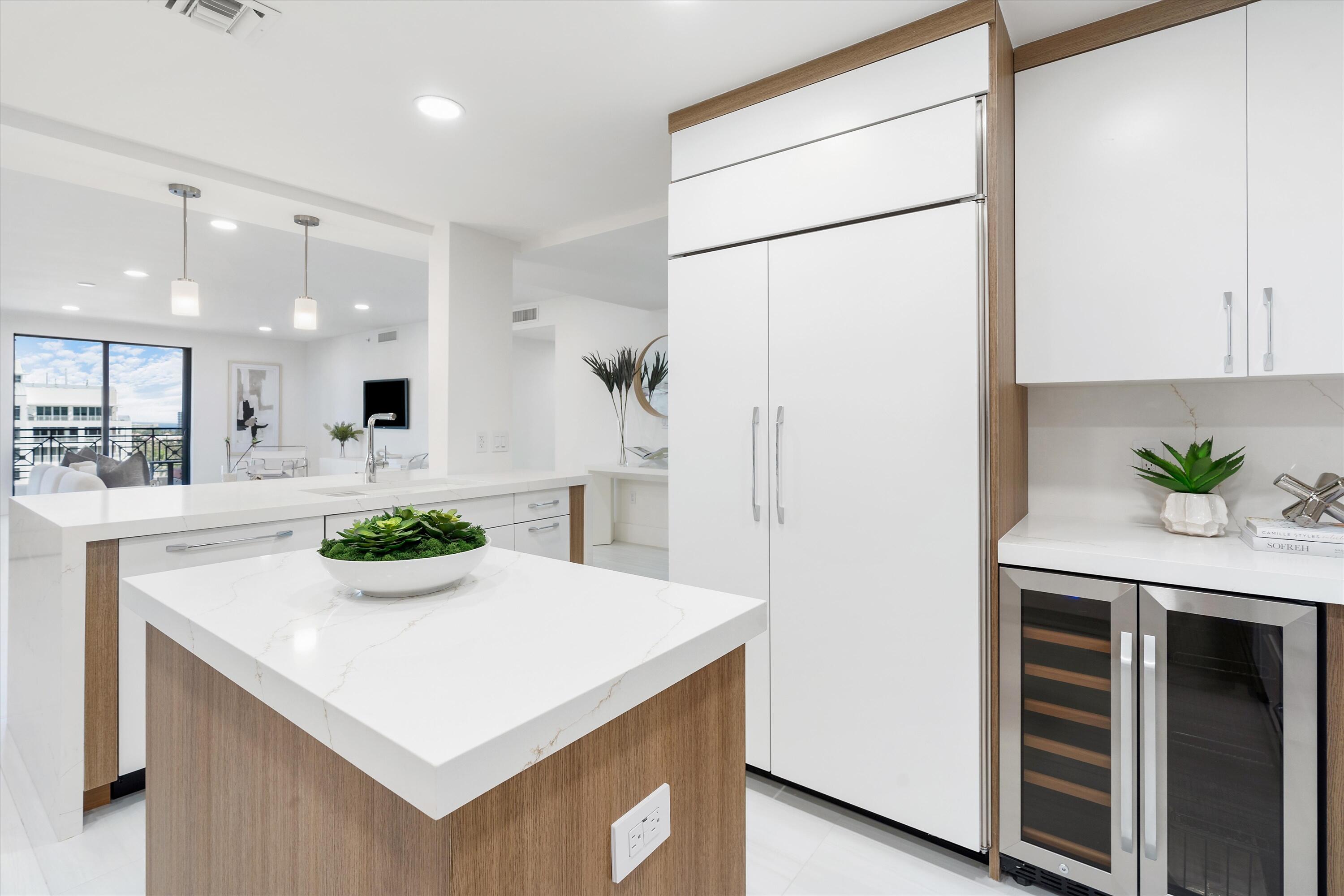 200 E Palmetto Park Road 812