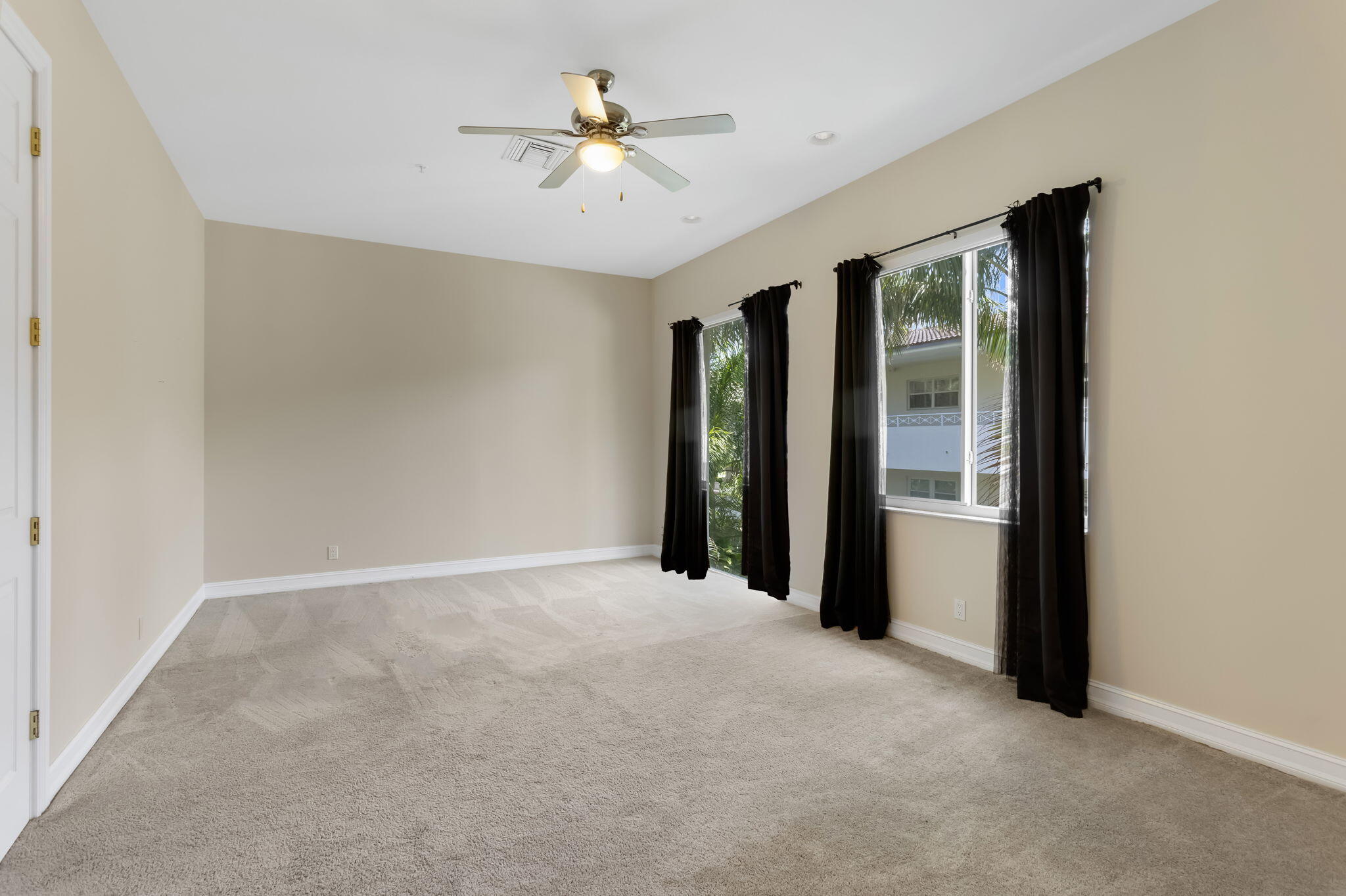 921 Osceola Drive 11